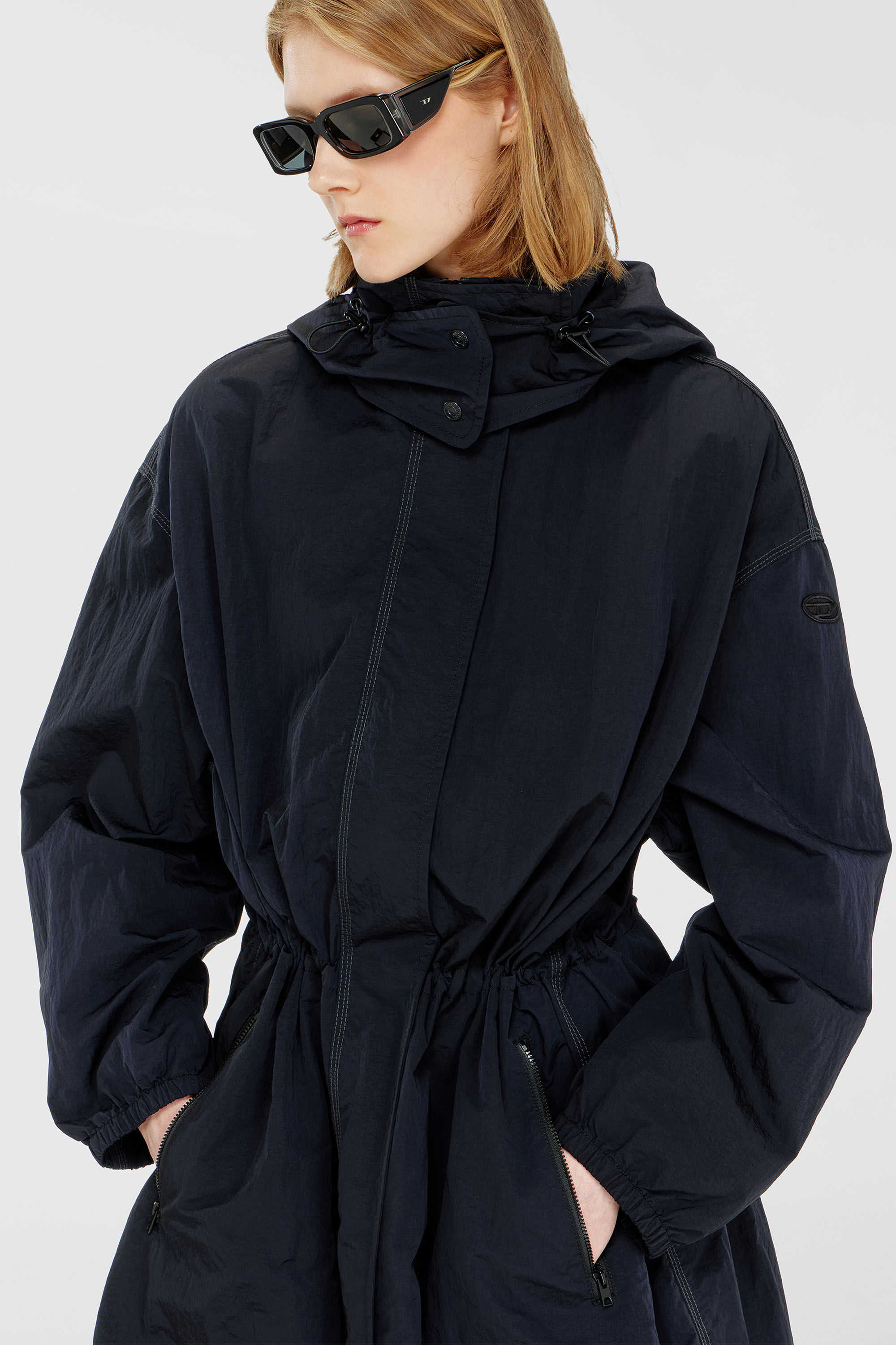 Diesel - G-ASTER-T1, Damen Nylon-Trenchcoat mit abnehmbarer Kapuze in Mitternachtsblau - 5