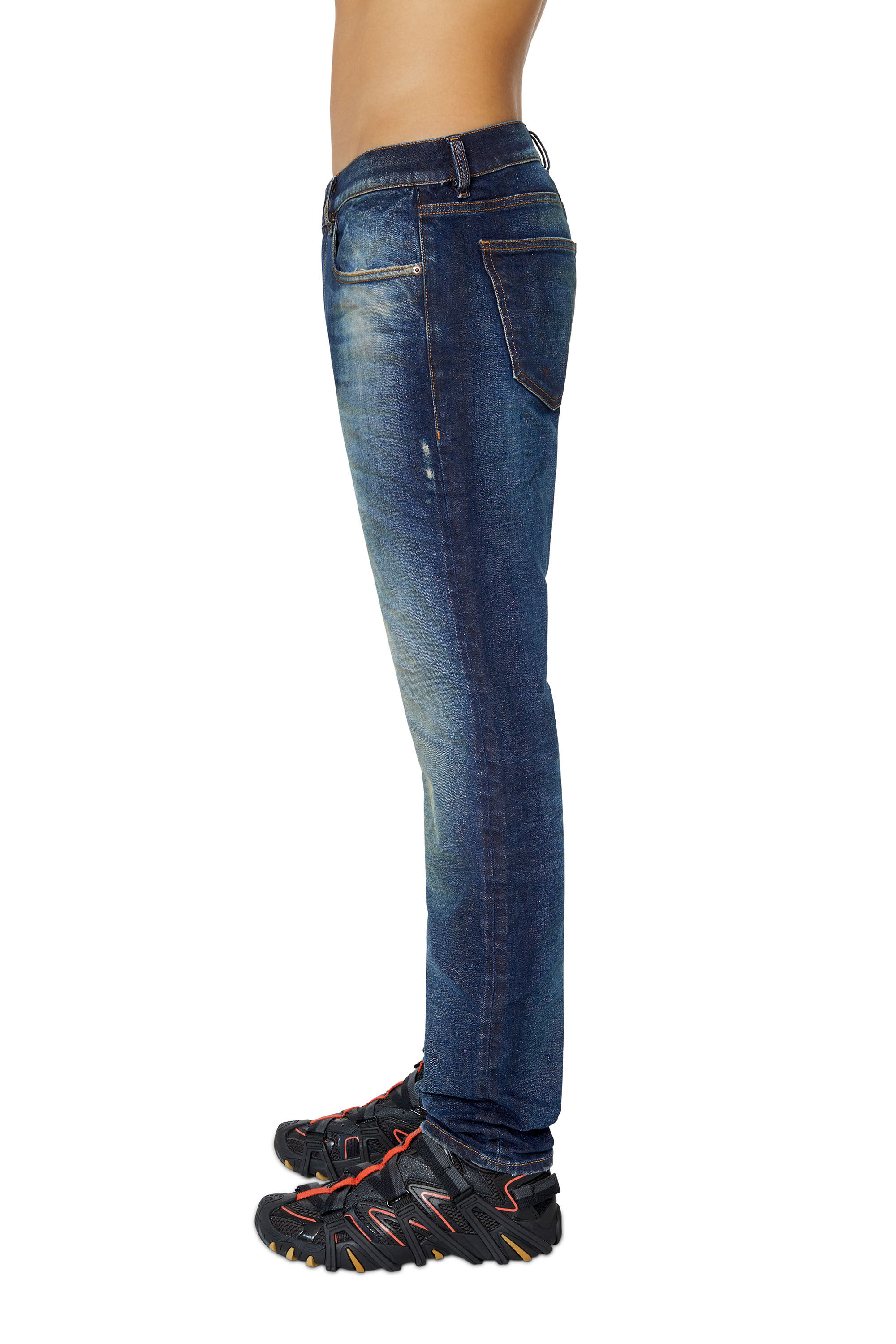 Diesel - 2019 D-Strukt 09E64 Slim Jeans, Dunkelblau - Image 5
