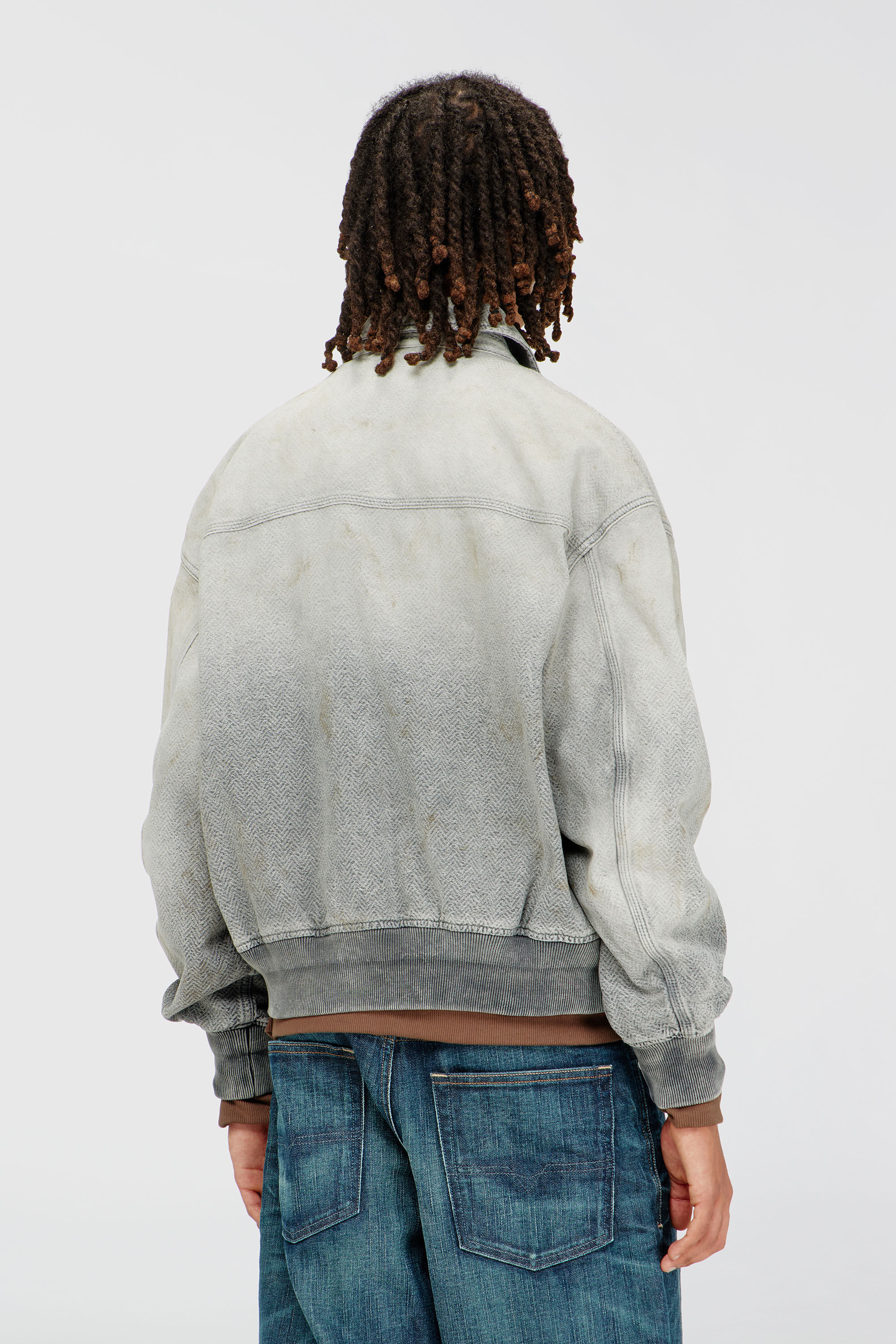 Diesel - D-KURZ, Unisex Jacke aus distressed fischgr&auml;t-denim in Hellgrau - 4