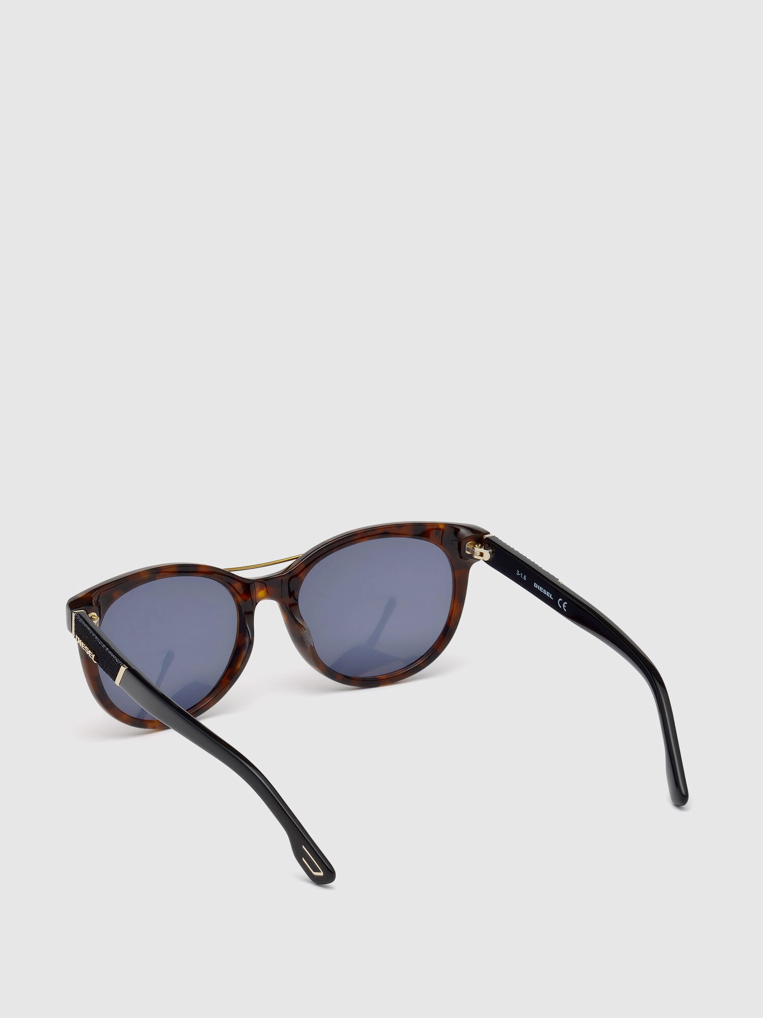 Diesel - DL0213, Damen Sonnenbrille mit Denim- und Metalldetails in Braun - 2