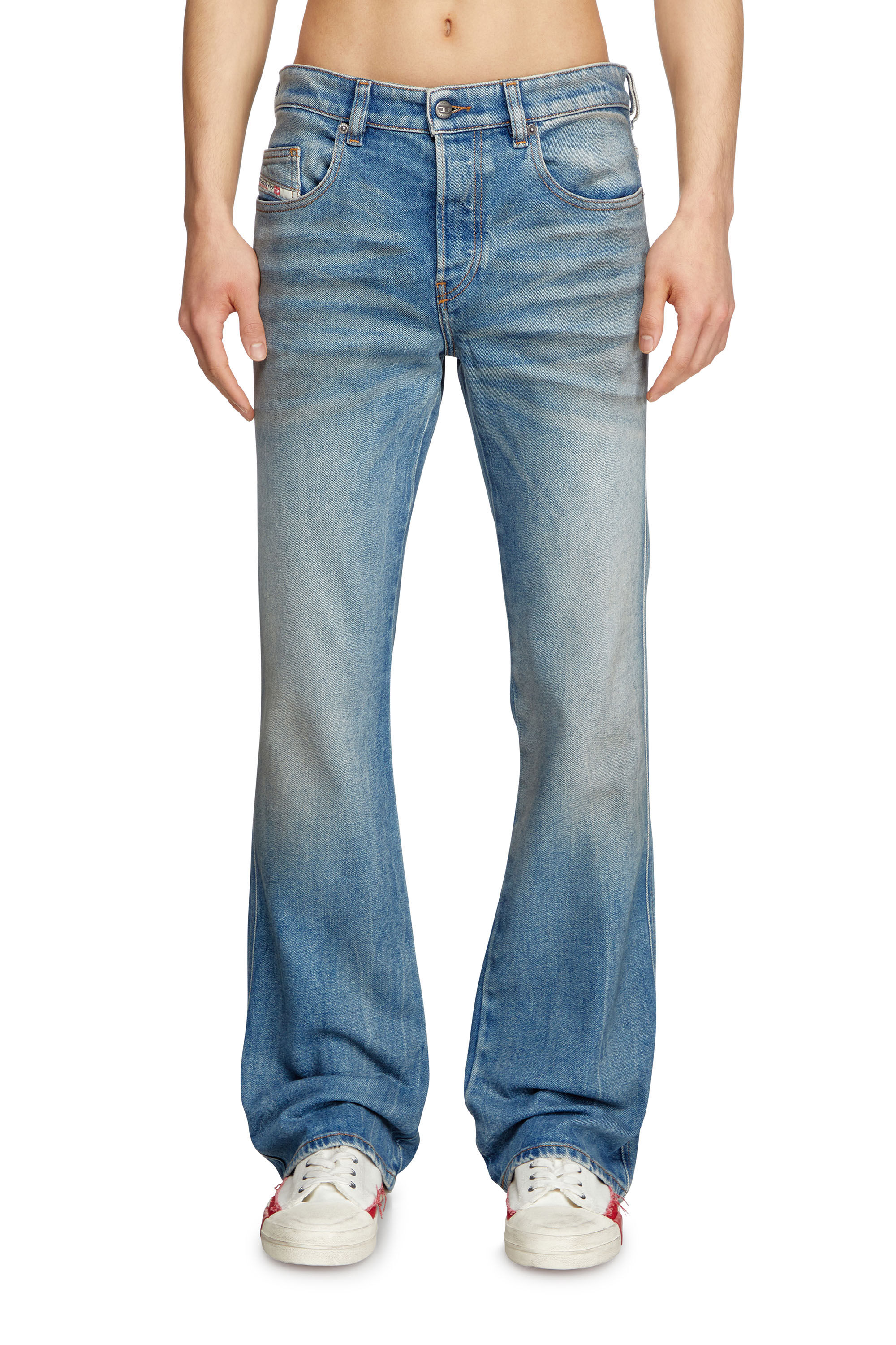 Diesel - Herren Bootcut Jeans 1998 D-Buck 09L30, Mittelblau - 3
