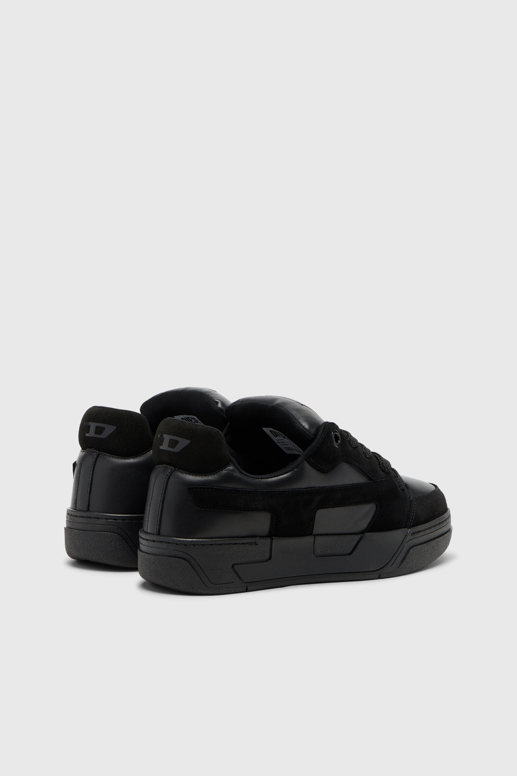 Diesel - S-D-OLLIE LOW, Herren D-Ollie-Monochrome Sneaker aus Wildleder und Leder in Schwarz - 3