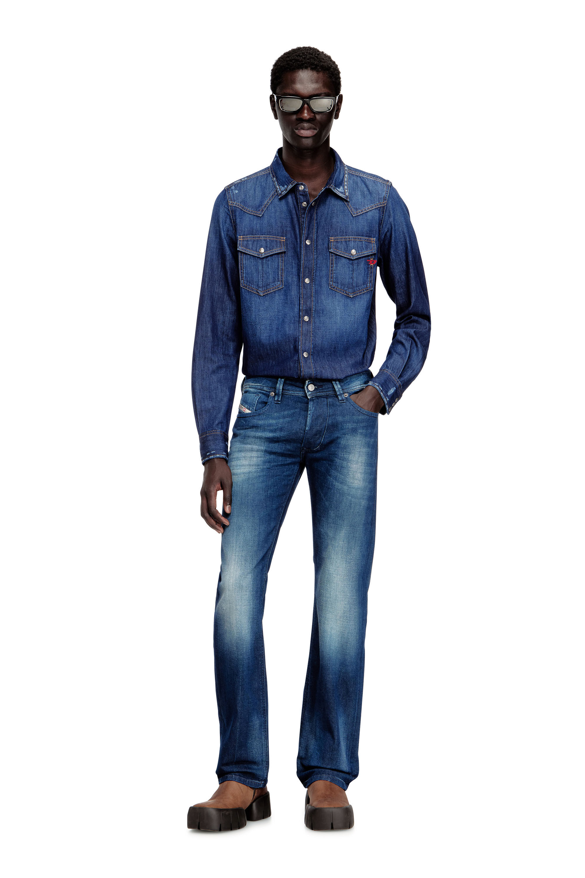 Diesel - D-VEGA, Herren Jeanshemd mit Pattentaschen in Blau - 1
