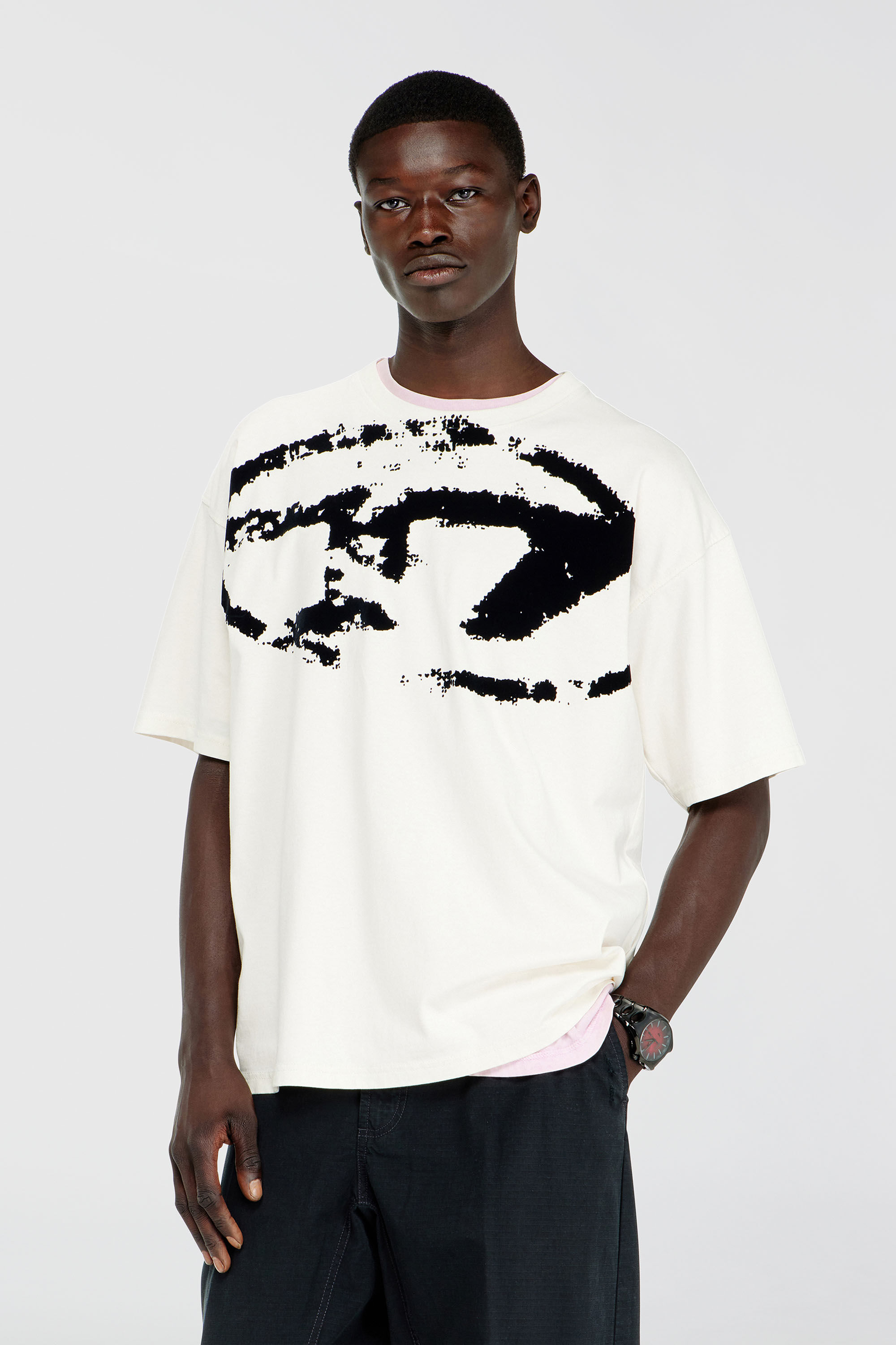 Diesel - T-BOXT-N14, Herren T-Shirt mit beflocktem Distressed-Logo in Wei&szlig; - 3
