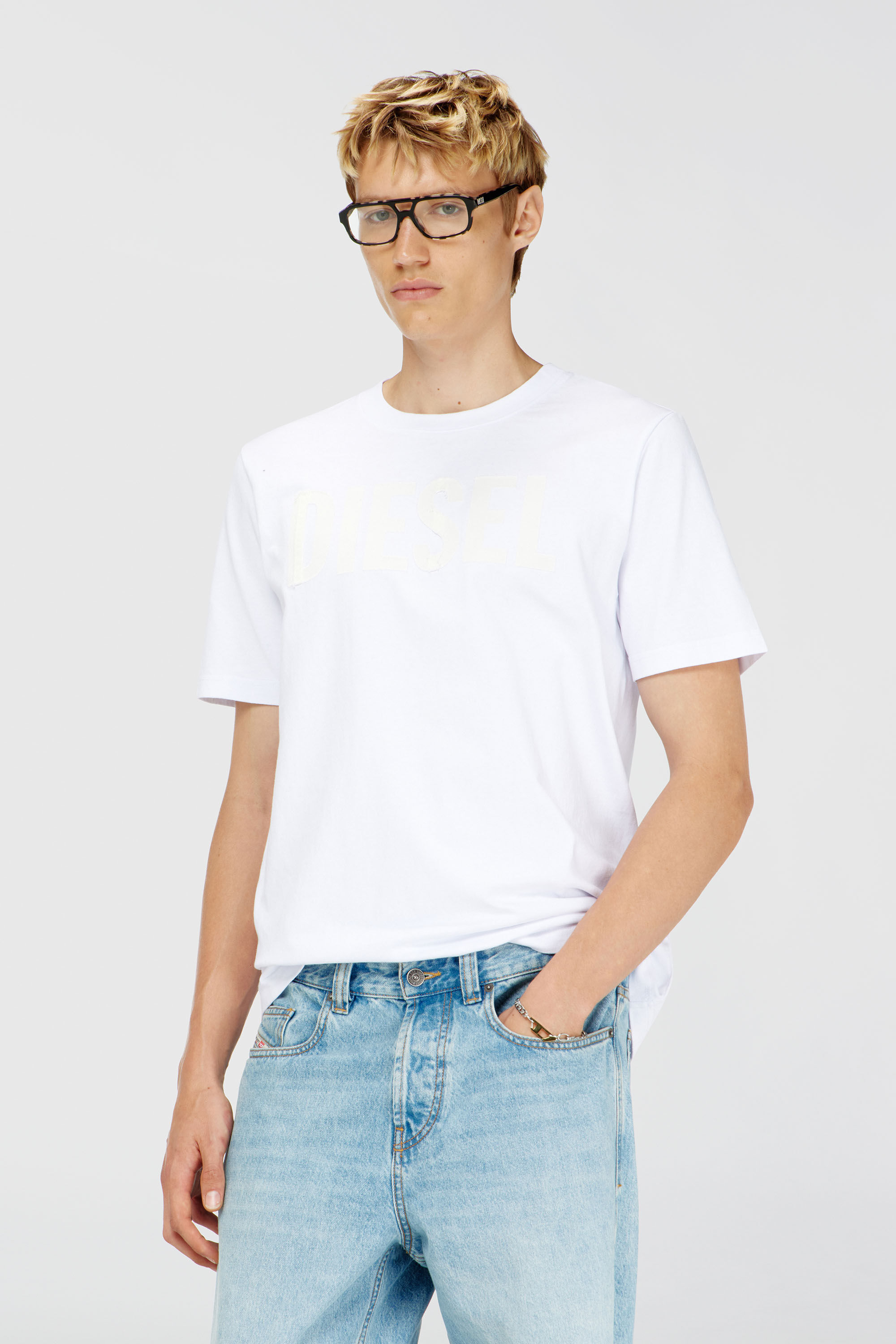 Diesel - T-JUST-APP-T92, Herren T-Shirt aus Baumwolle mit tonalem Diesel-Logoprint in Wei&szlig; - 3