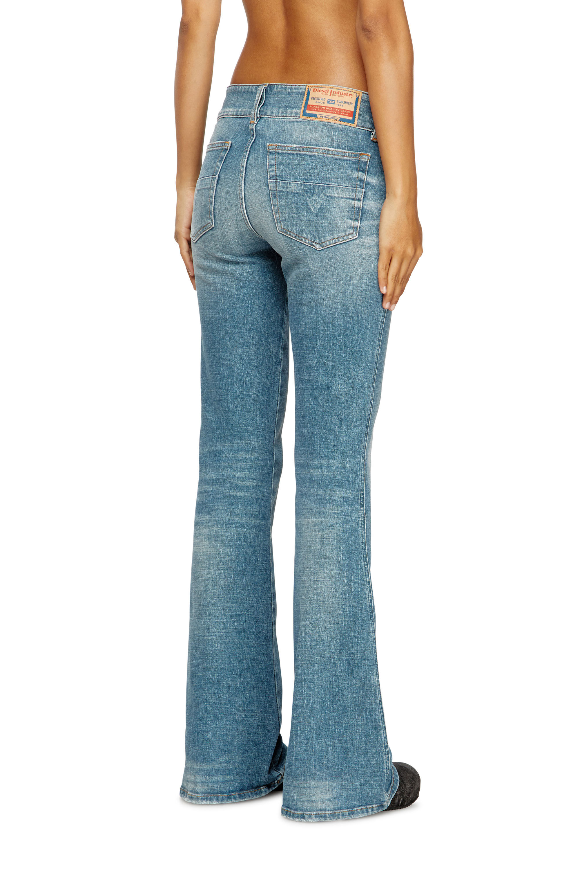 Diesel - Damen Bootcut Jeans D-Hush 09M58, Mittelblau - 4