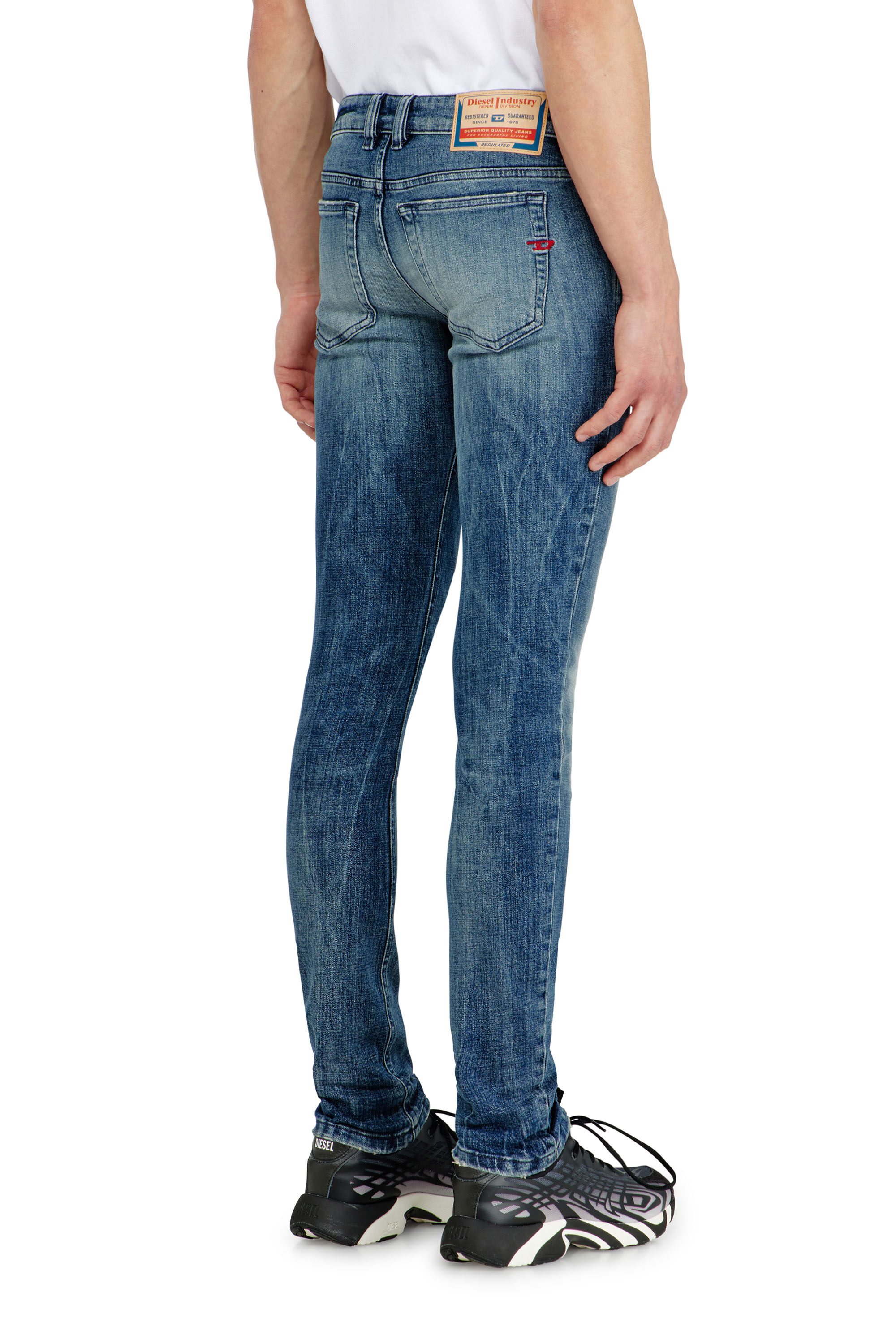 Diesel - Herren Skinny Jeans 1979 Sleenker 0KBBE, Mittelblau - 5