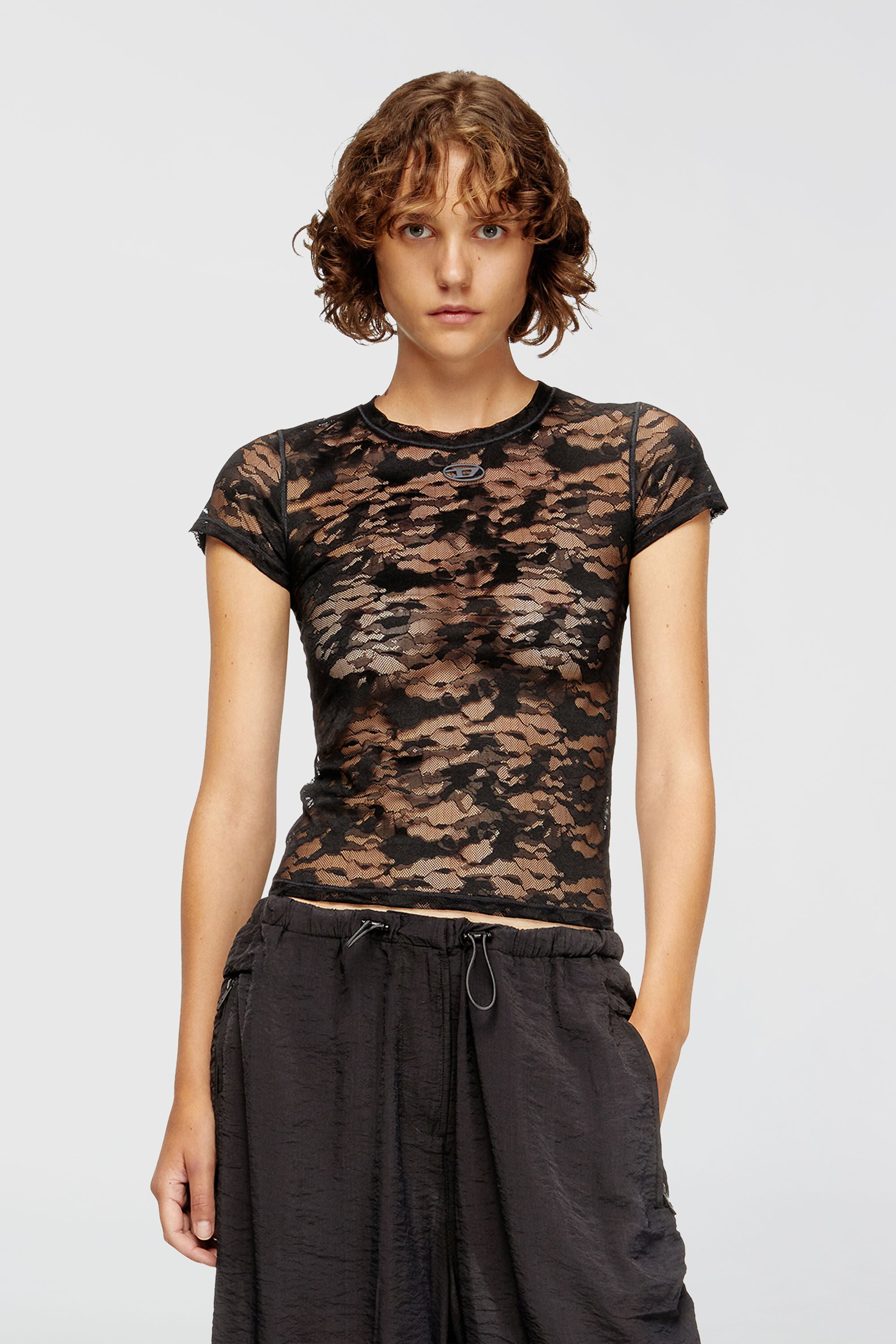 Diesel - KASIA-UTLT, Damen T-Shirt mit Camouflage-Spitze in Schwarz - 5