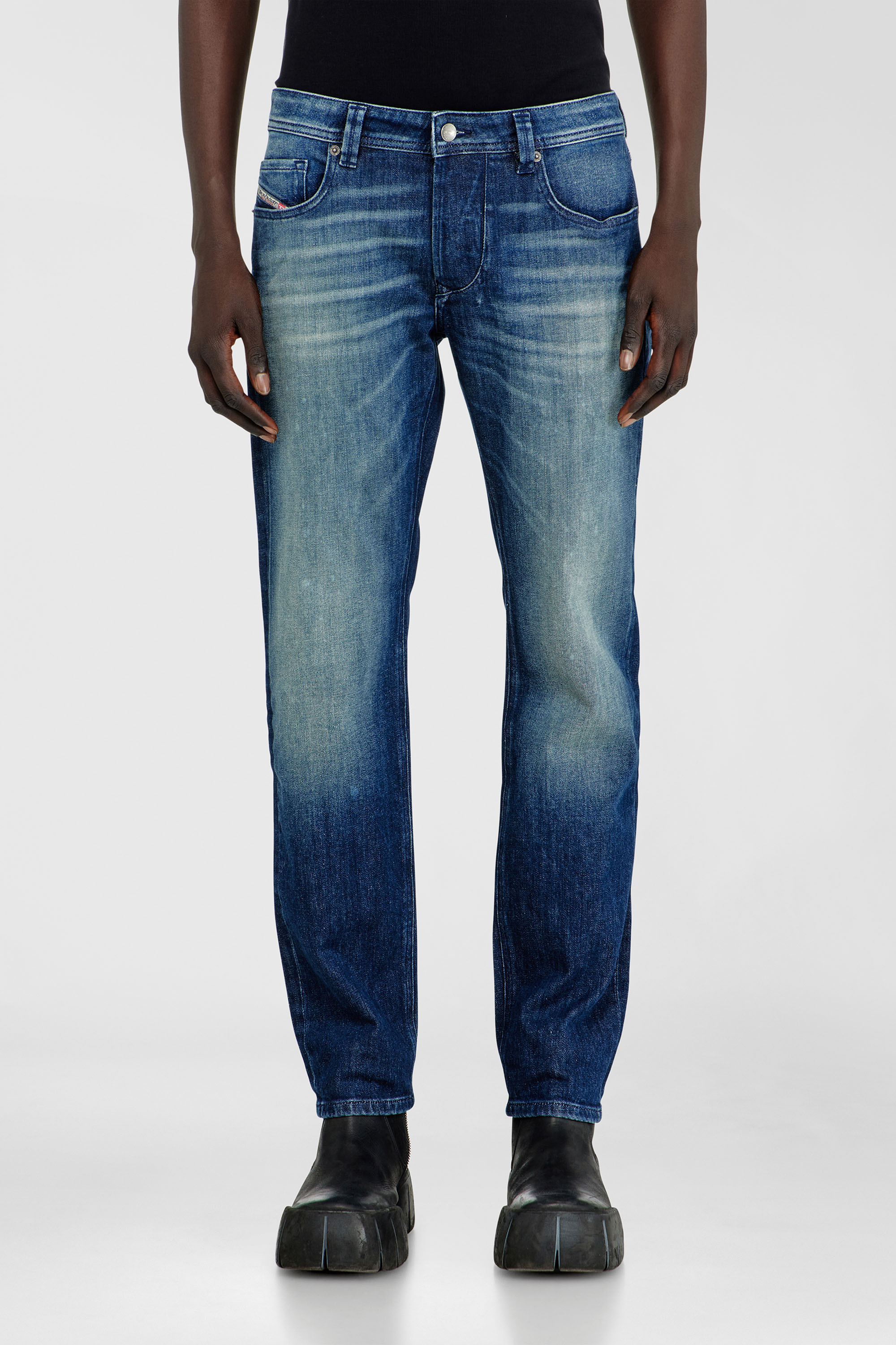 Diesel - Herren Regular Jeans 1986 Larkee-Beex 0KBBR, Dunkelblau - 4