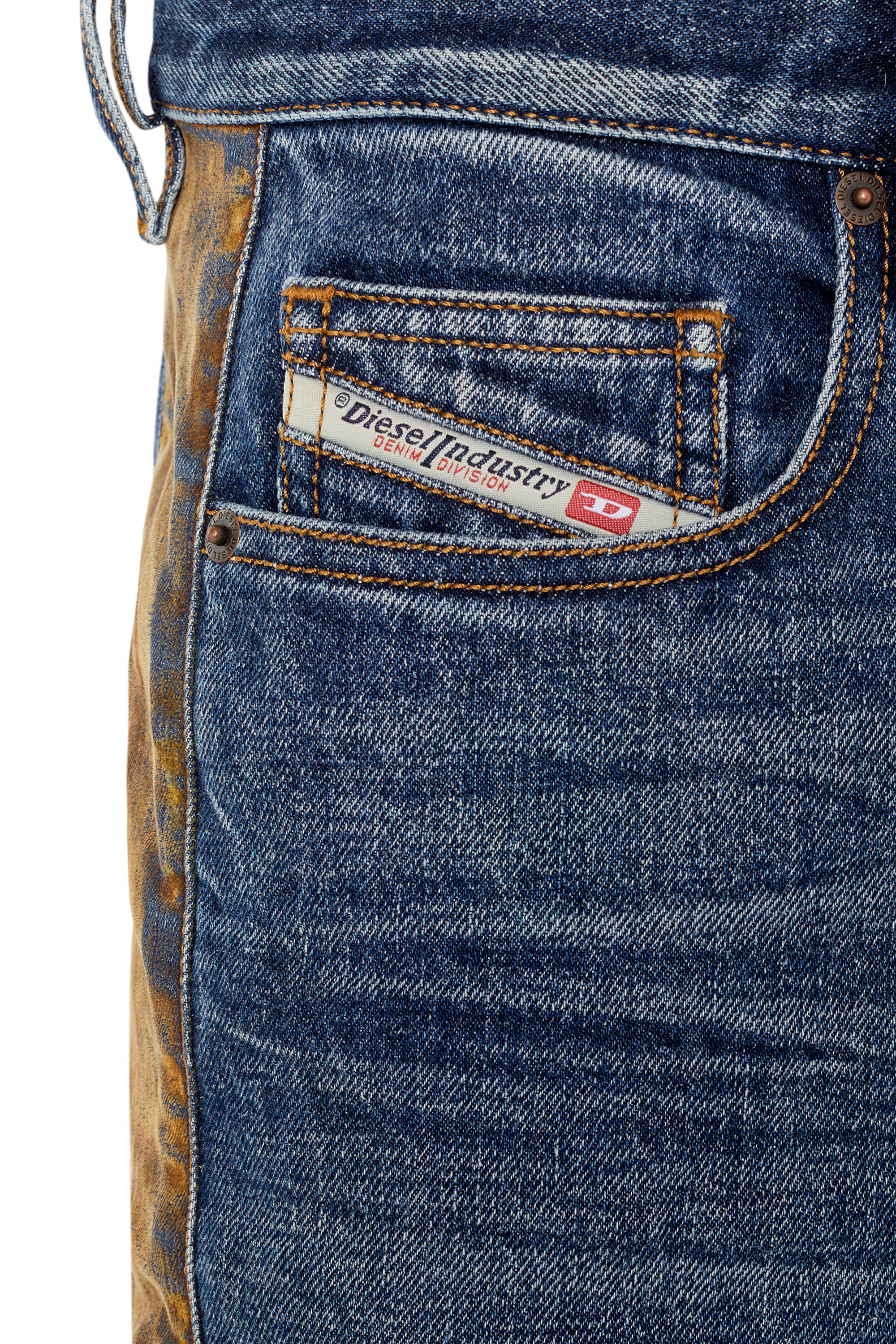 Diesel - 2020 D-Viker 007G8 Straight Jeans, Mittelblau - Image 4