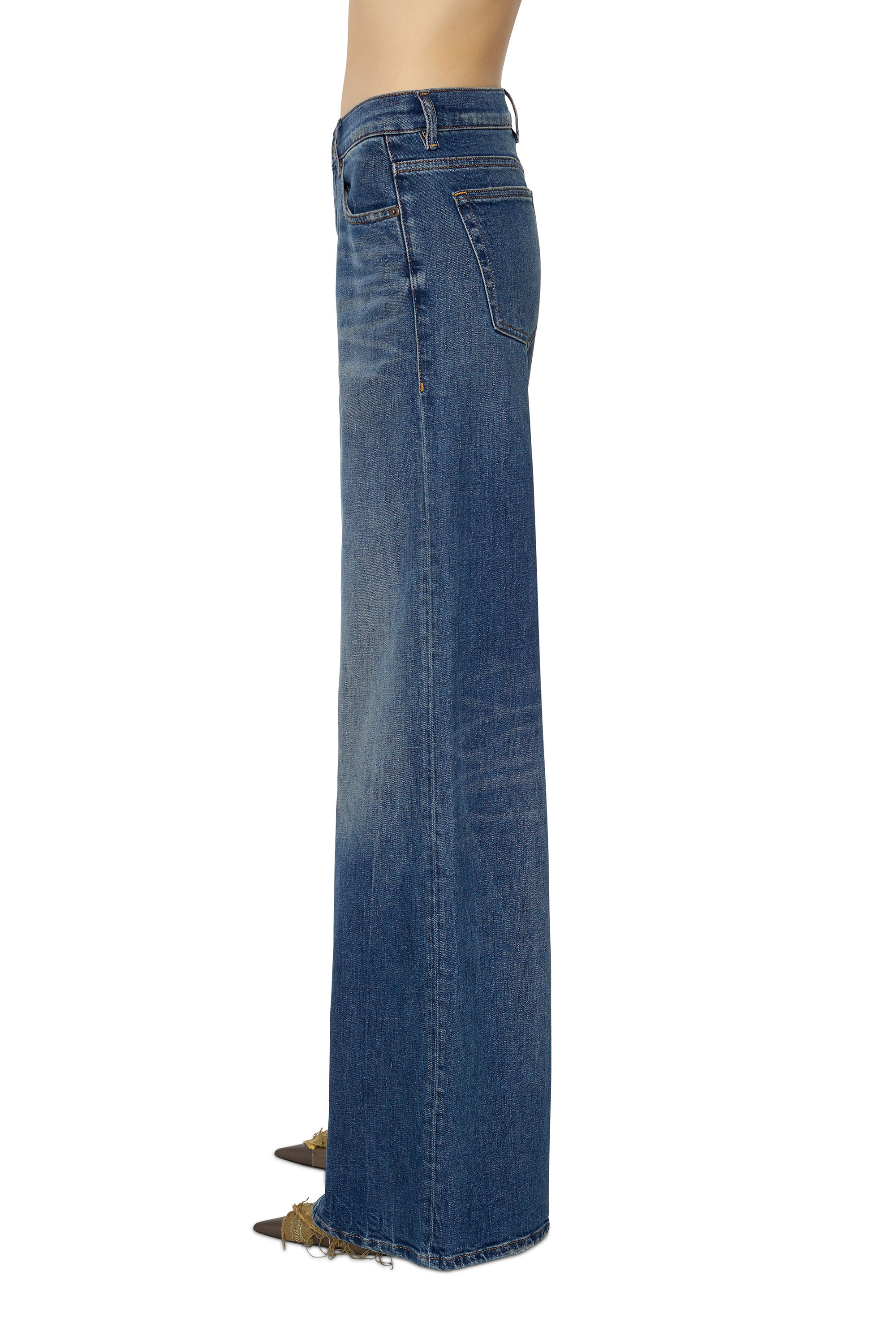 Diesel - 1978 09E66 Bootcut and Flare Jeans, Dunkelblau - Image 4