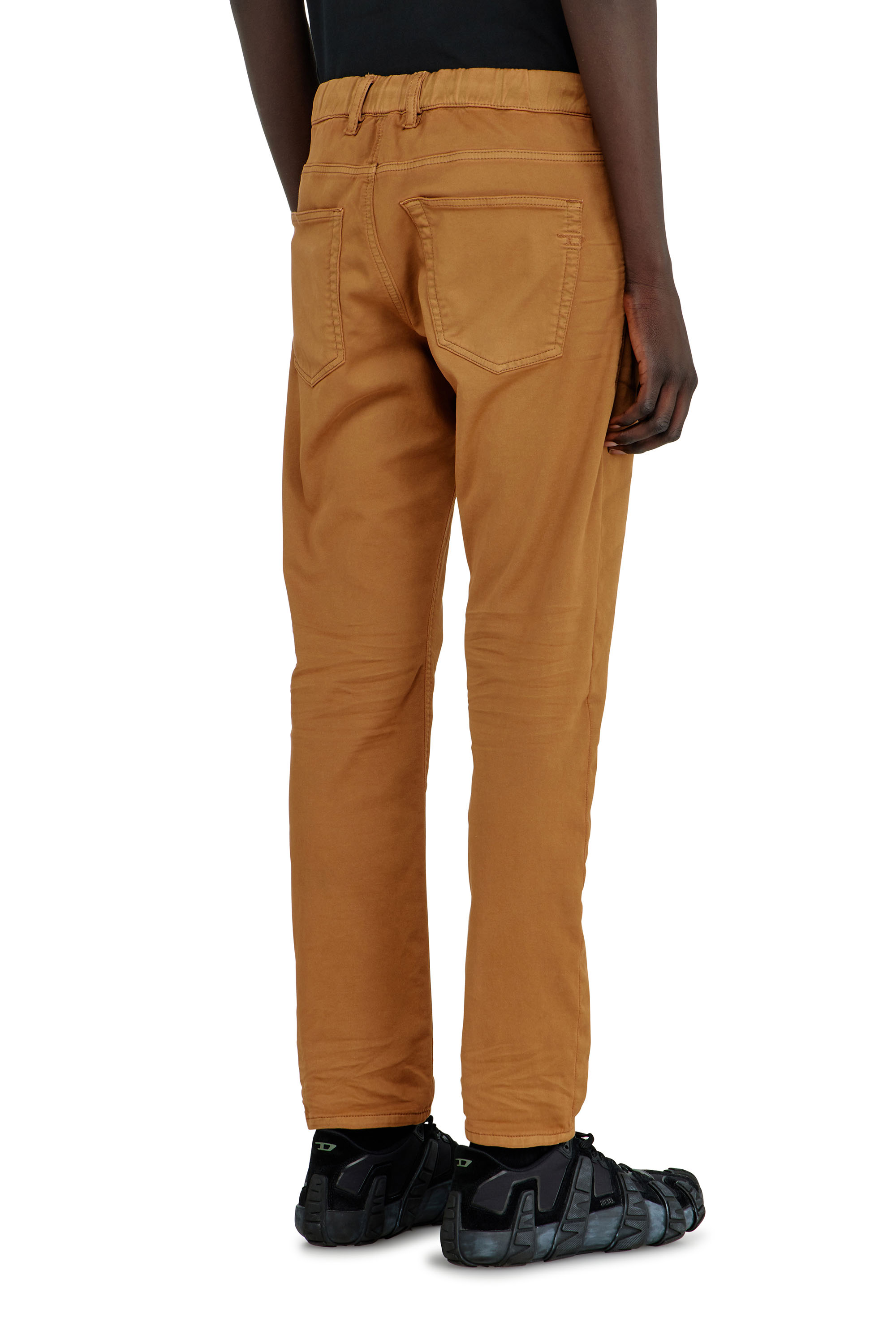 Diesel - Man's Regular 2032 D-Krooley-BW Joggjeans&reg; 0670M, Camel - 4