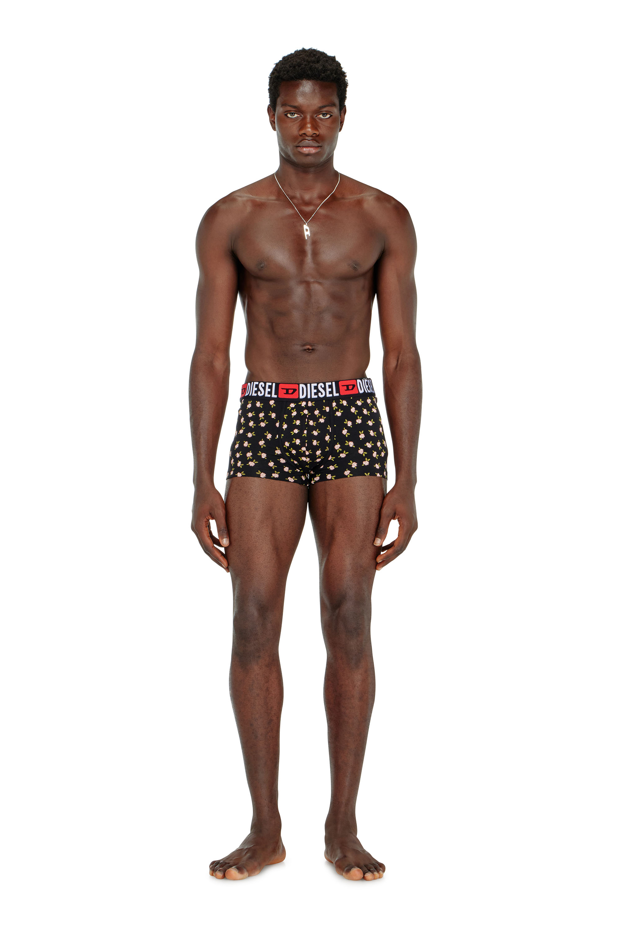 Diesel - UMBX-DAMIENTHREEPACK, Herren 3er-Pack Stretch-Baumwoll-Trunks mit Blumenmuster in Schwarz/ Rot - 2