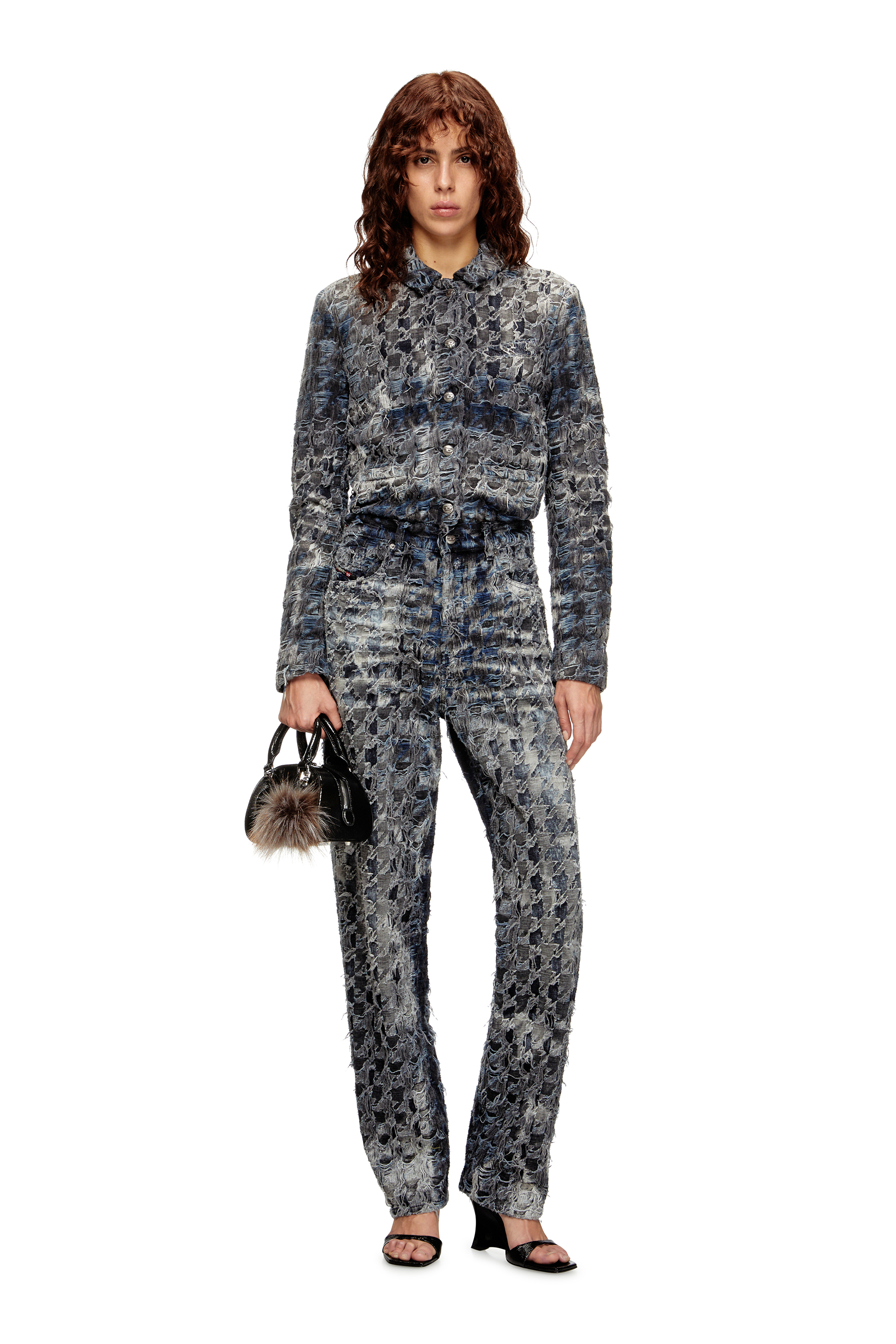 Diesel - 1DR DOME CROSSBODY, Damen Mini-Bowling-Tasche aus geprägtem Leder in Schwarz - 6