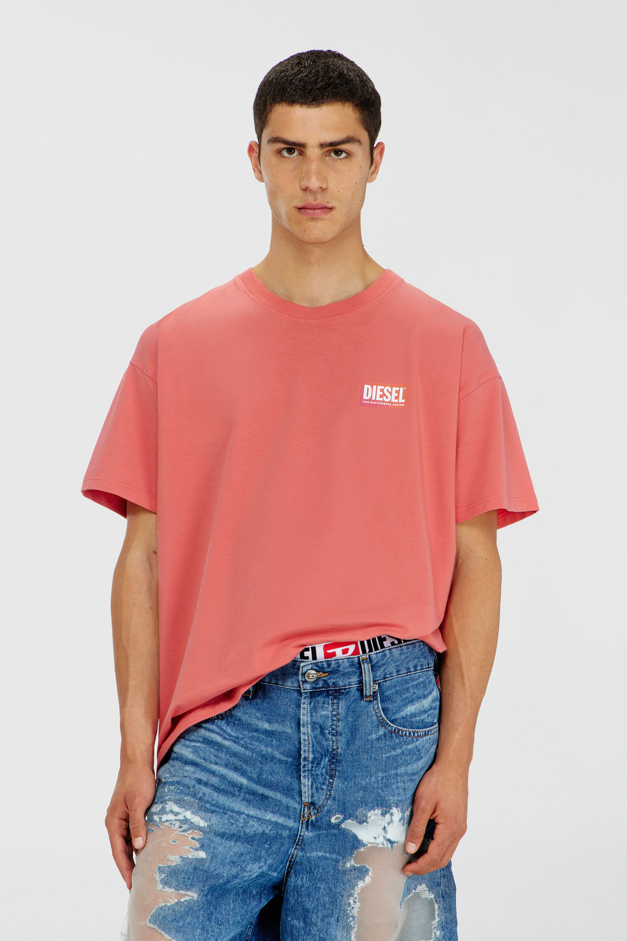 Diesel - PR-T-NORM-CHITIND-R, Unisex T-Shirt mit transparentem Logo auf der R&uuml;ckseite in Korallrosa - 2