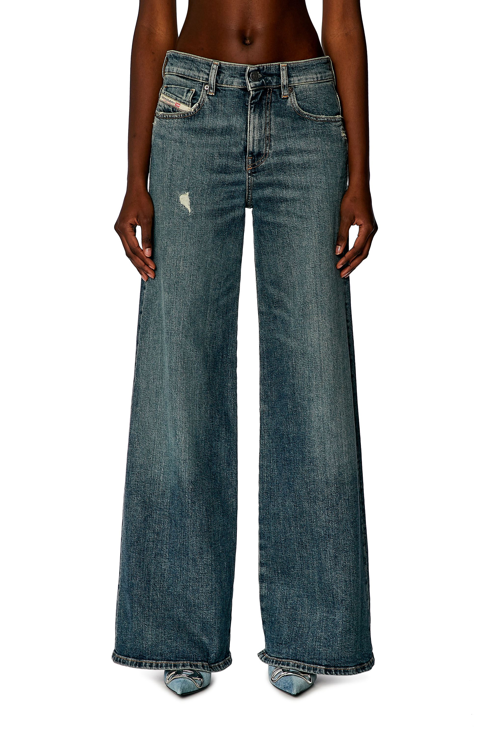 Diesel - Bootcut and Flare Jeans 1978 D-Akemi 0DQAC, Mittelblau - Image 2