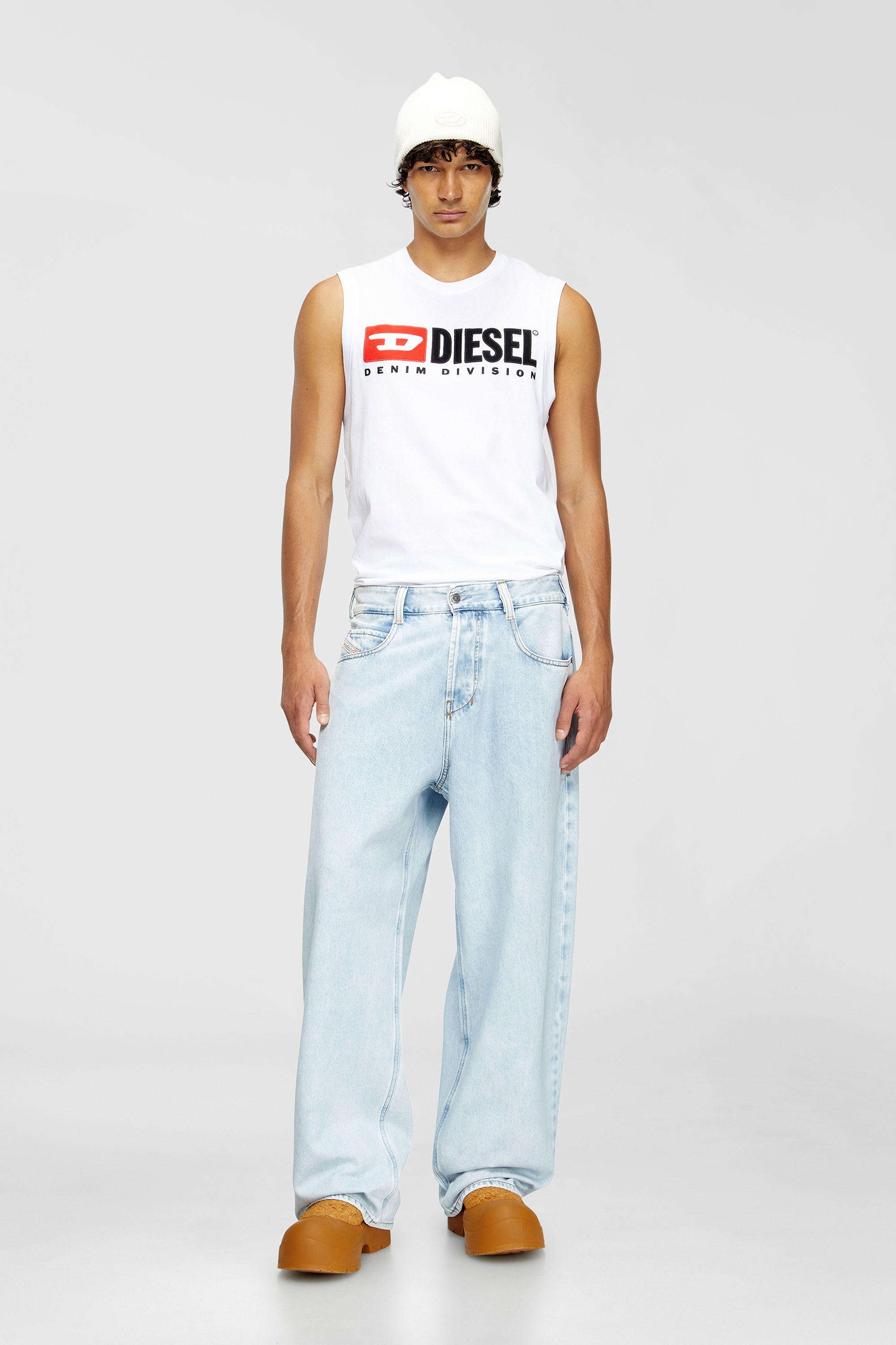 Diesel - Unisex Relaxed Jeans 1997 D-Enim-M 09M74, Hellblau - 1