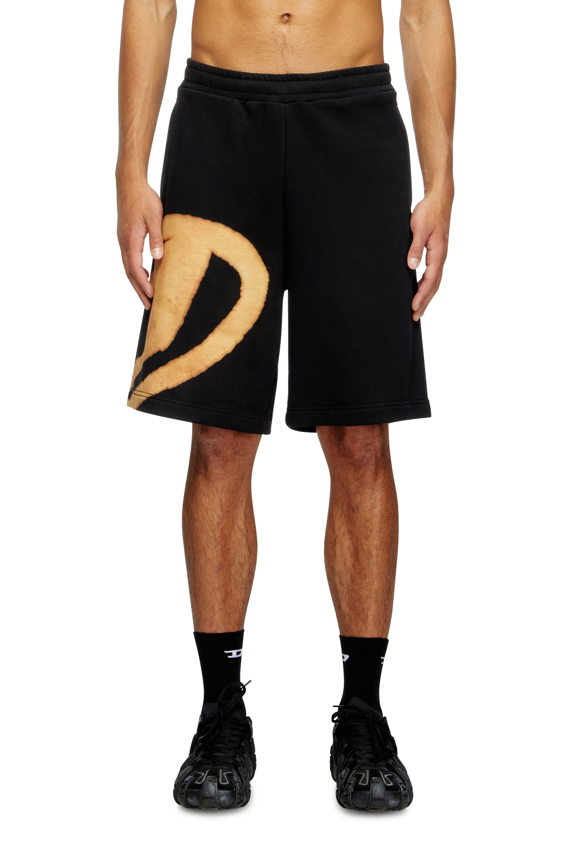 Diesel - P-CROW-BLEACH, Herren Sweatshorts mit gebleichtem Logo in Schwarz/Orange - 1