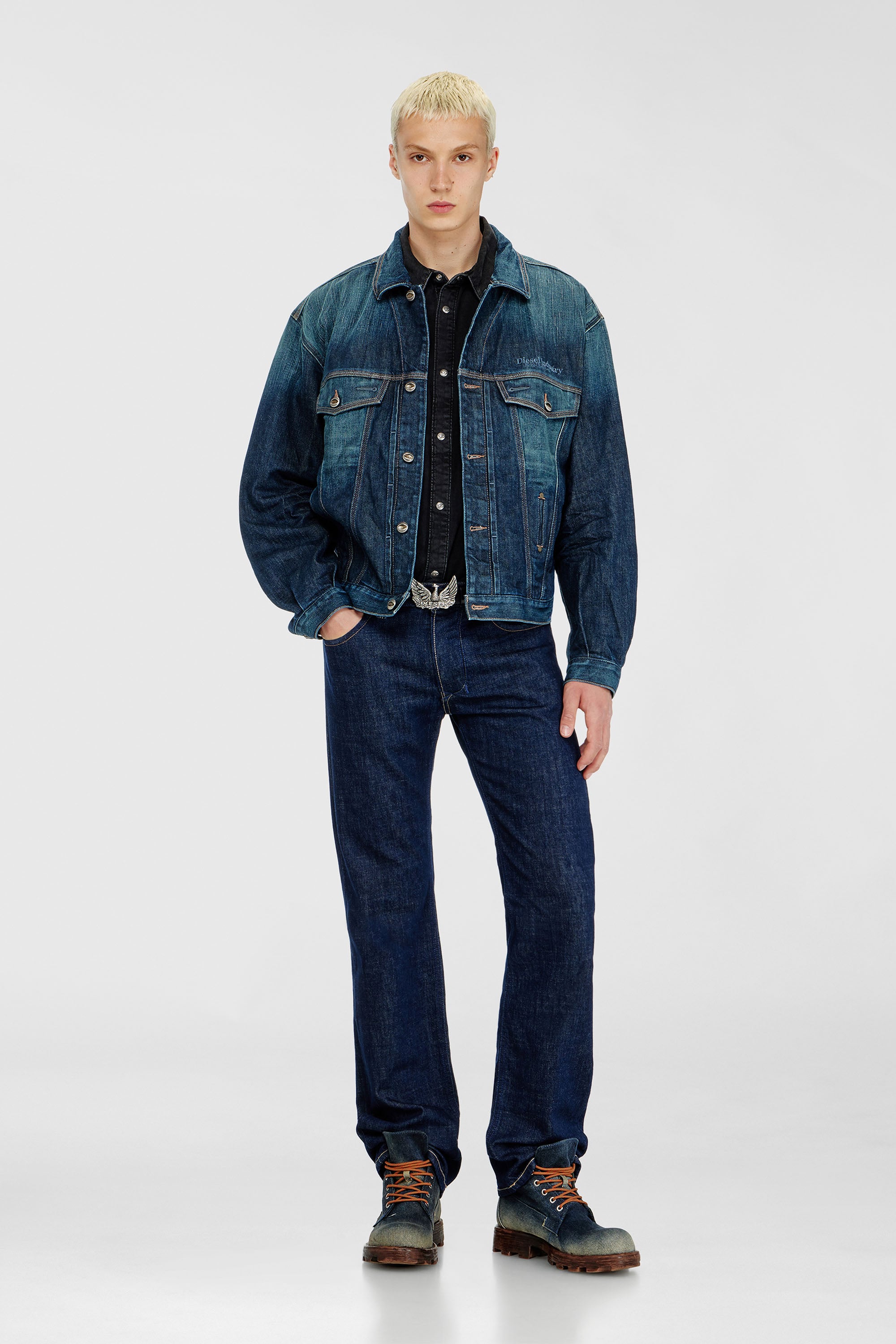 Diesel - D-DENVER-CL, Unisex Trucker-Jacke aus selvedge denim in Mittelblau - 2