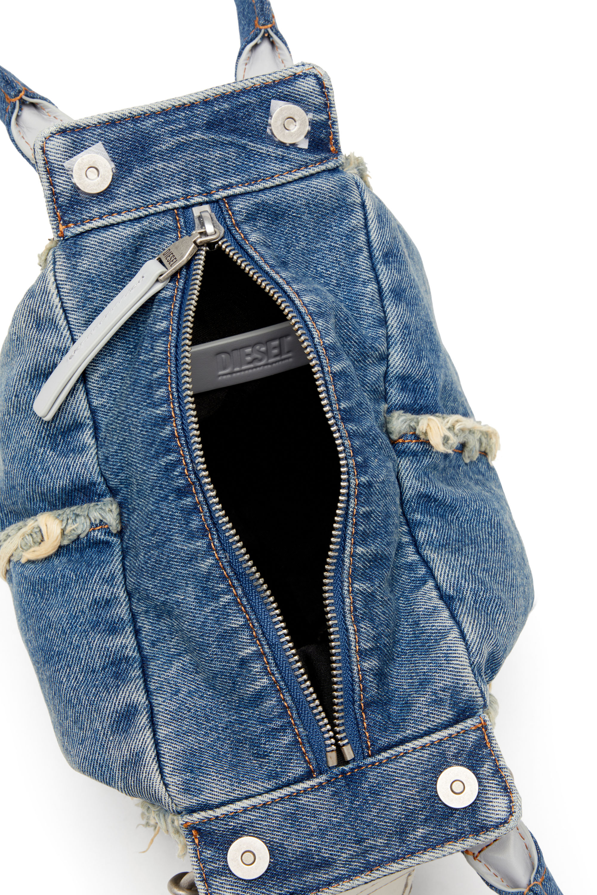 Diesel - D-VINA-XS, Damen D-Vina-Xs-Handtasche aus gestepptem vielgetragenem Denim in Blau - Image 4