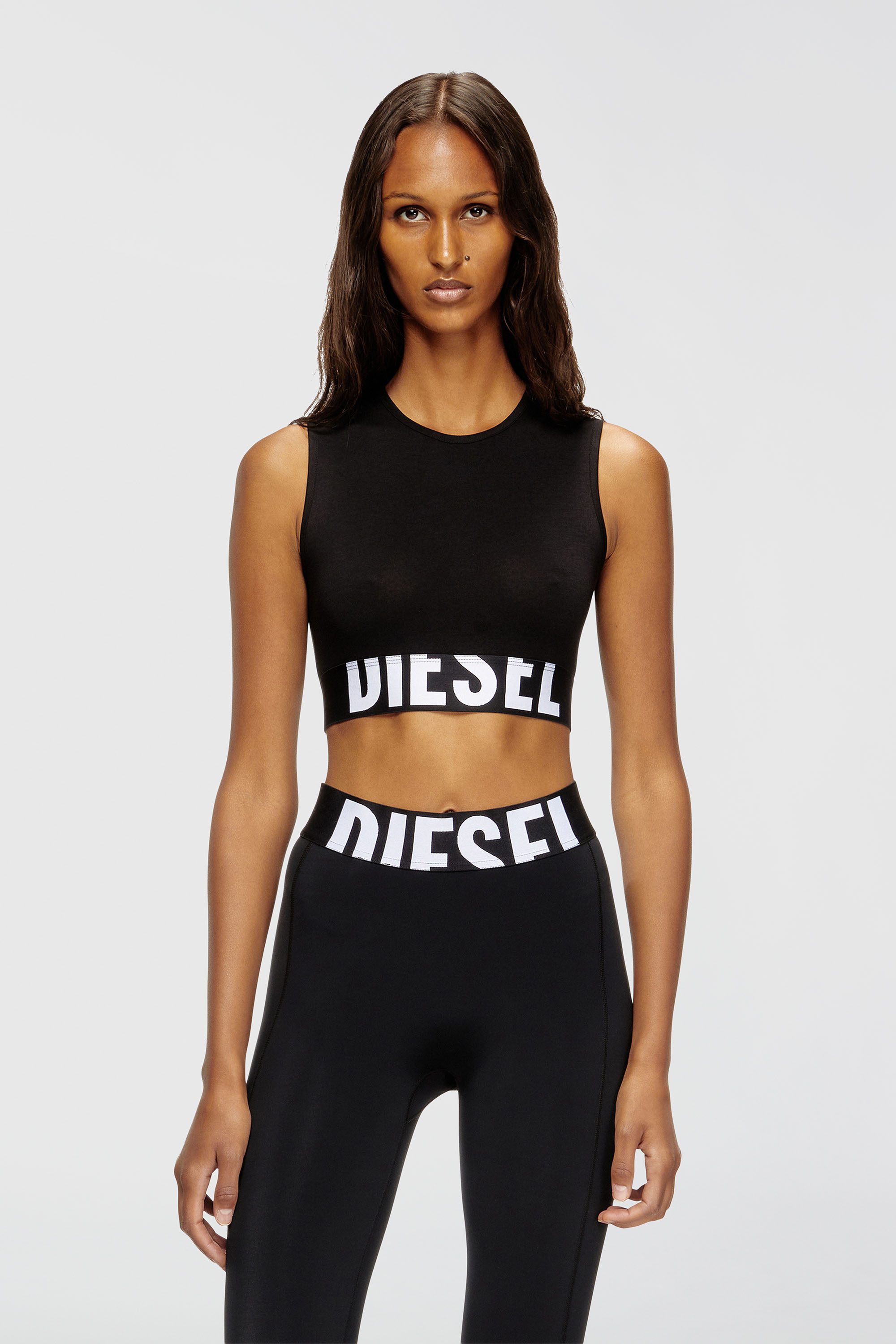 Diesel - ADA-D-POP, Damen Verk&uuml;rztes Tanktop mit Cut-off-Logo in Schwarz - 3