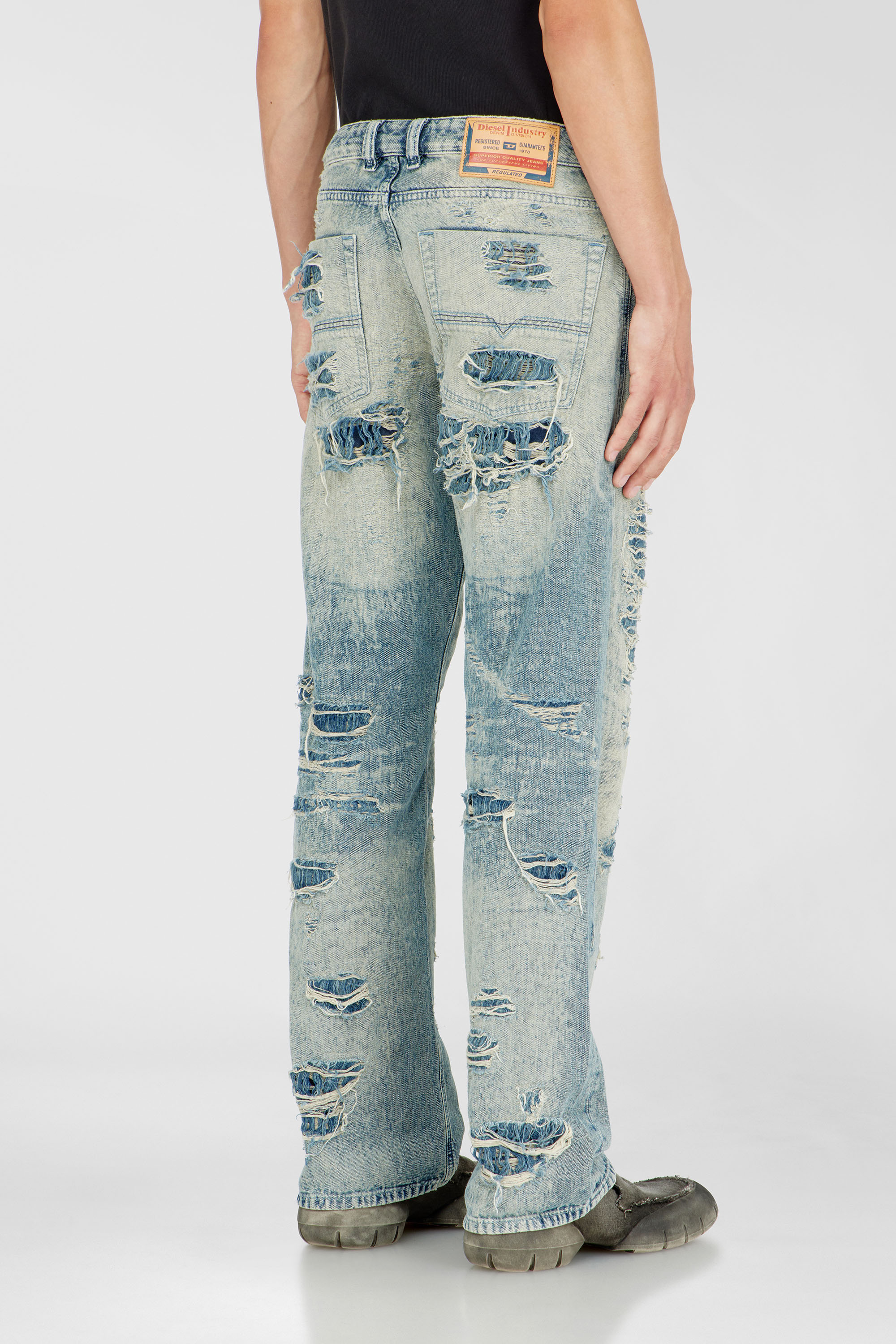 Diesel - Herren Relaxed Jeans 1980 D-Eeper 068YM, Mittelblau - 5