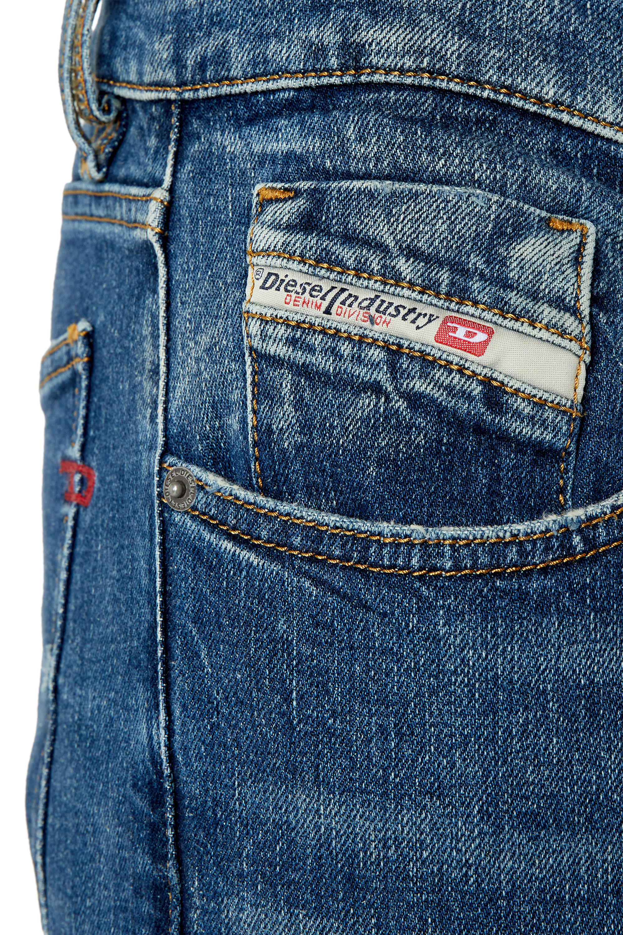 Diesel - 2019 D-Strukt 007L1 Slim Jeans, Mittelblau - Image 3