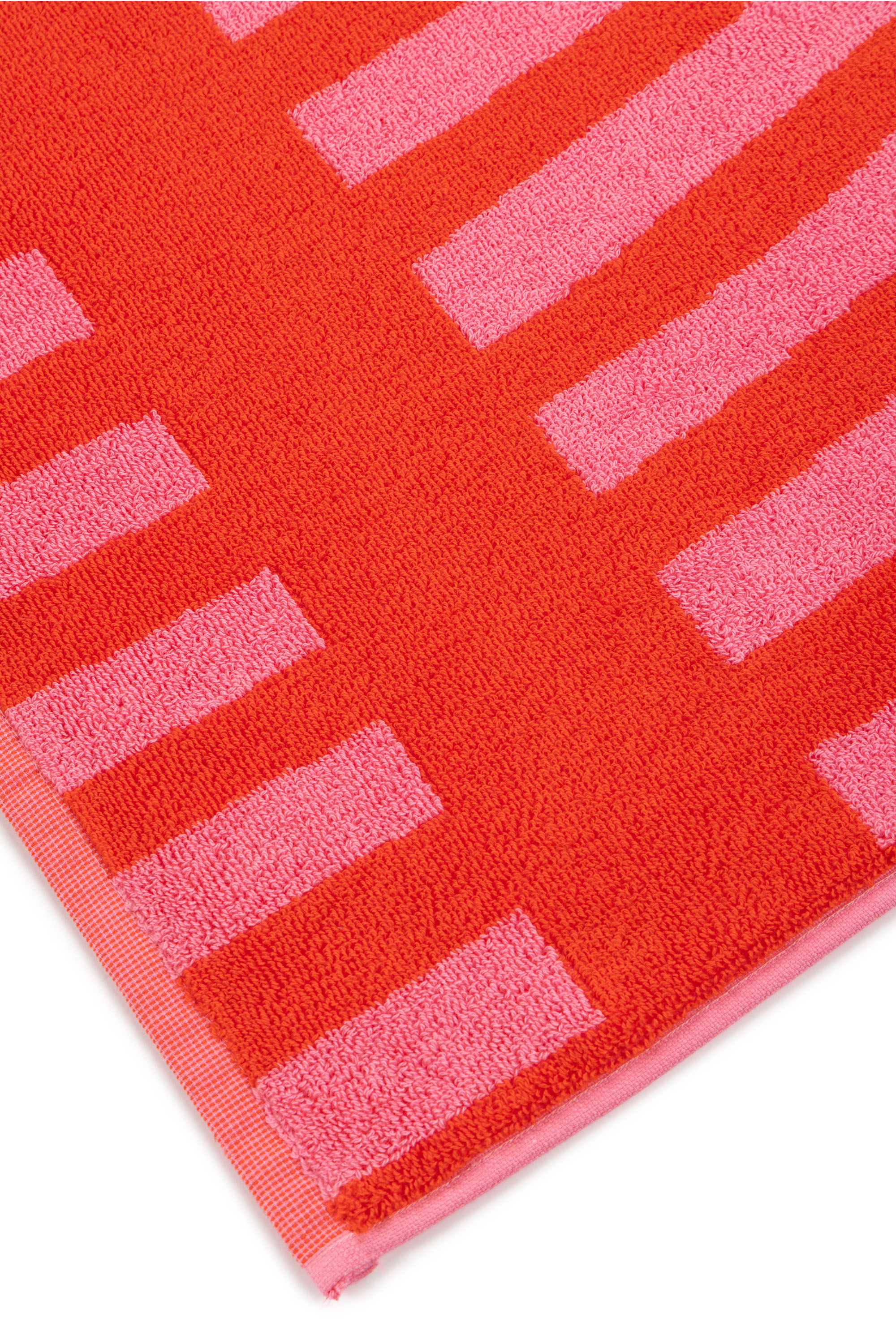 Diesel - 1018163  STRIPES PINK/RED TOWEL, Unisex Frotteehandtuch 100x180 cm in Rot - 2