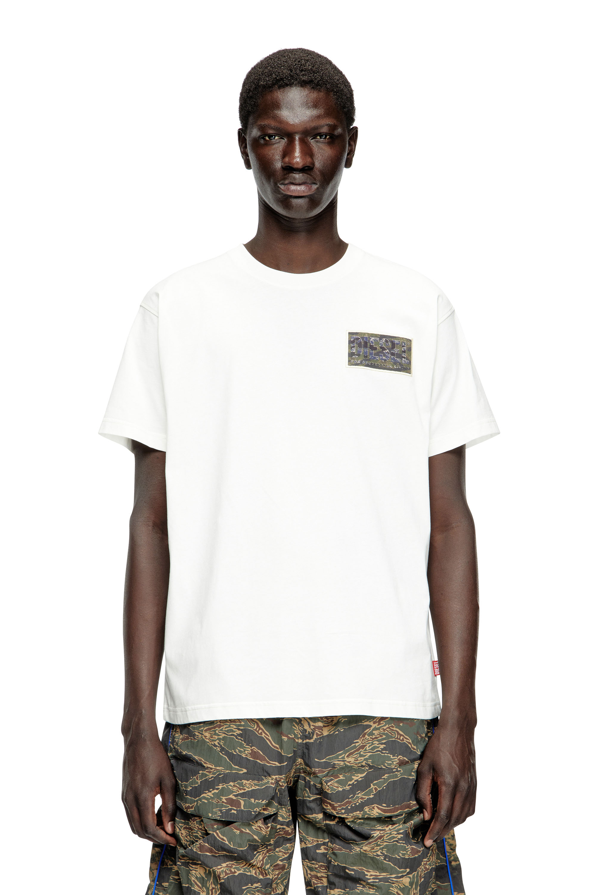 Diesel - T-NORM-T3, Herren T-Shirt mit Camo-Logo-Patch in null - 1