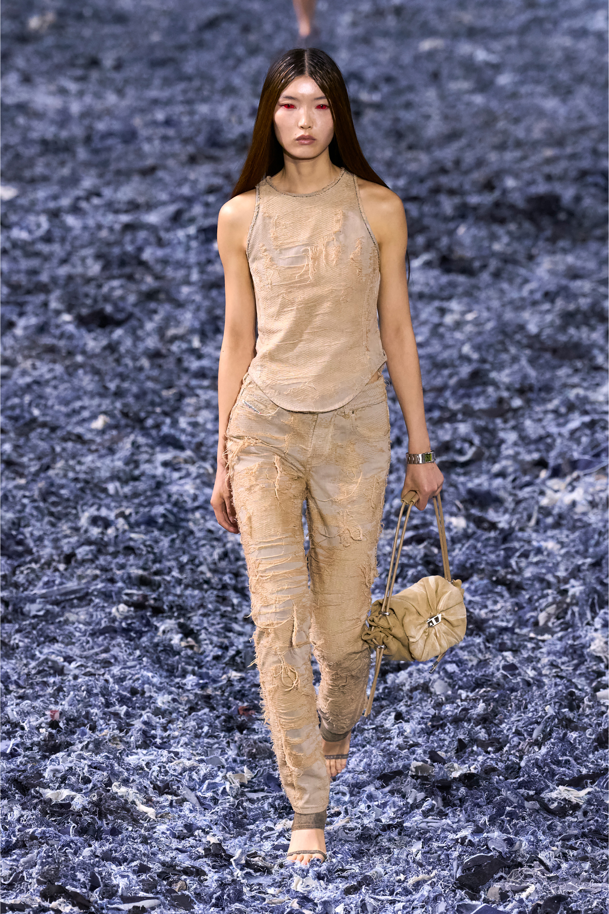 Diesel - DE-ASTRO-FSG, Damen Oberteil aus überfärbtem Denim mit fließenden Fäden in Beige - 5