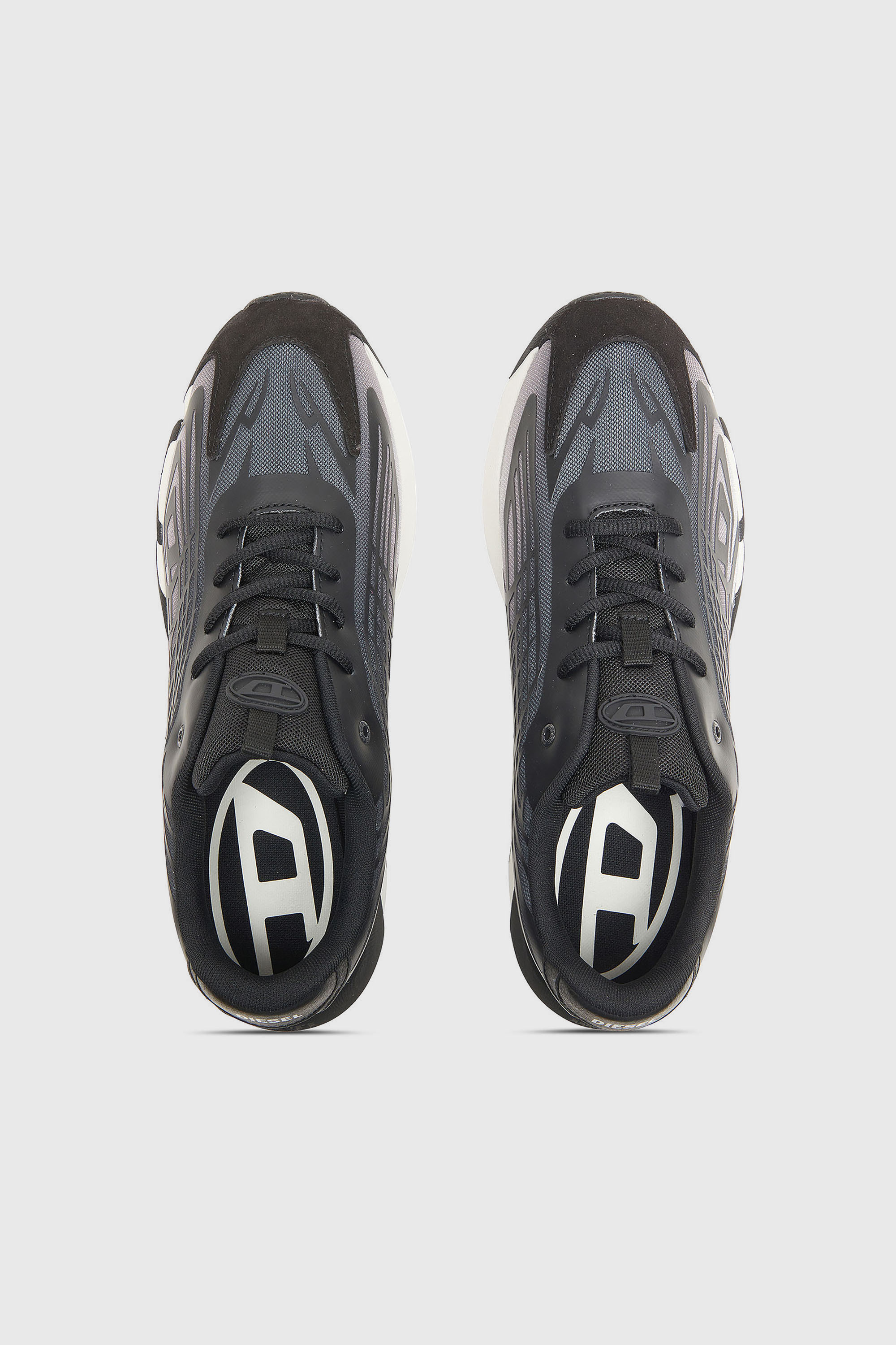 Diesel - S-D-VIT'S 500 LOW, Herren D-Vit-Sneaker aus gestreiftem D&eacute;grad&eacute;-Mesh in Schwarz/Wei&szlig; - 4