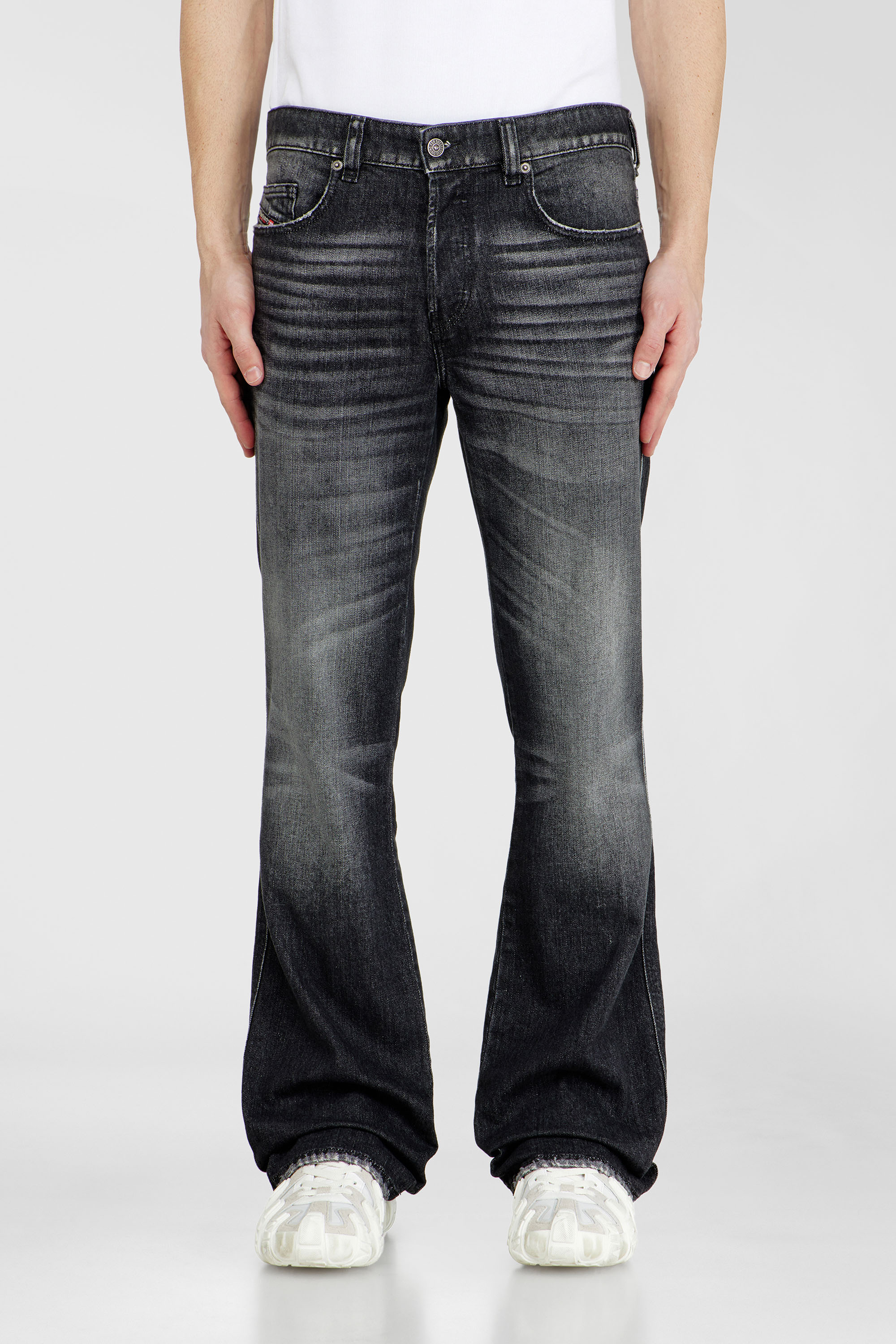Diesel - Herren Bootcut Jeans 1998 D-Buck 09L50, Schwarz/Dunkelgrau - 1