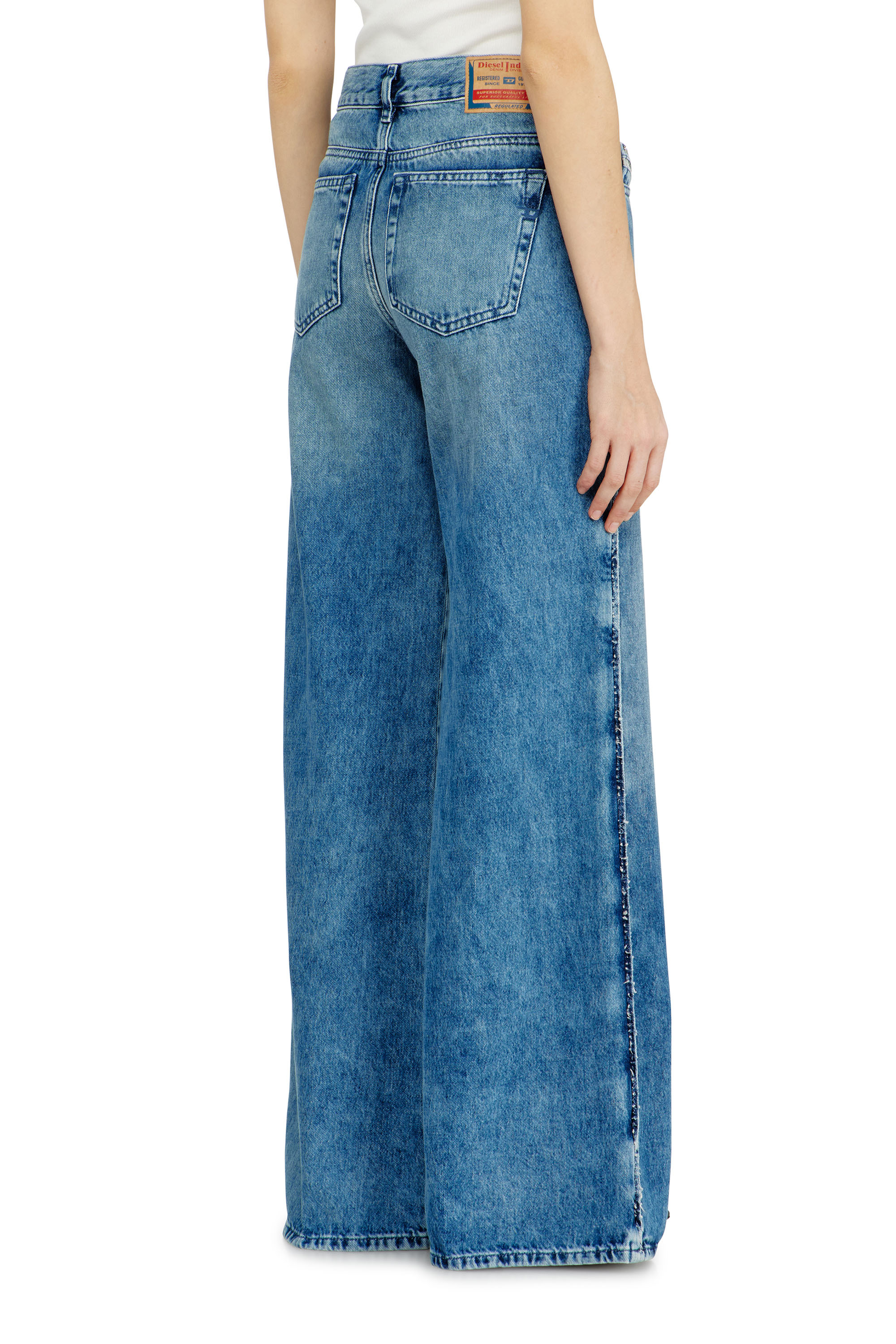 Diesel - Damen Flare Jeans 1978 D-Akemi 0ADCJ, Mittelblau - 5