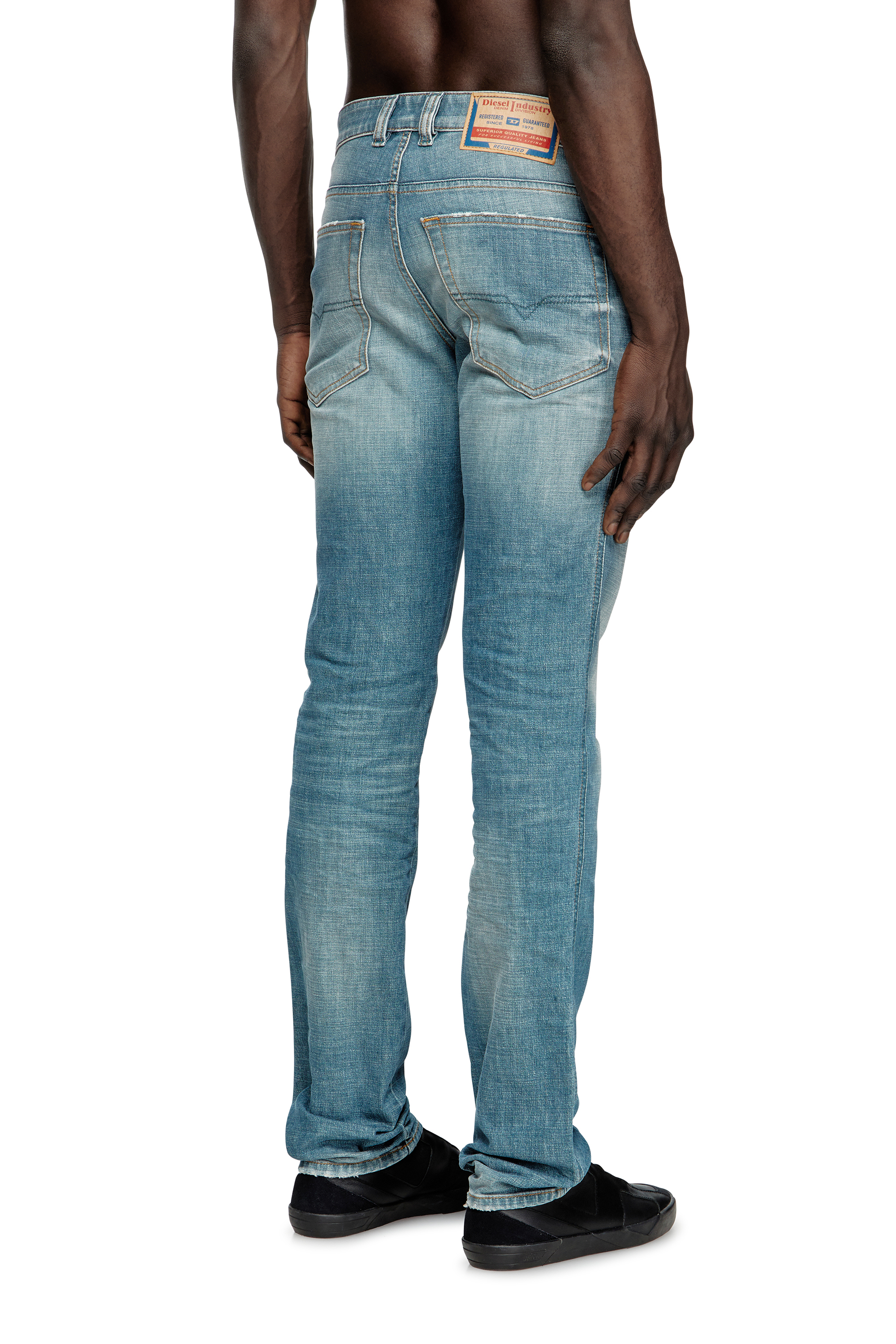 Diesel - Herren Slim Jeans 1993 D-Vyl 09M58, Mittelblau - 4