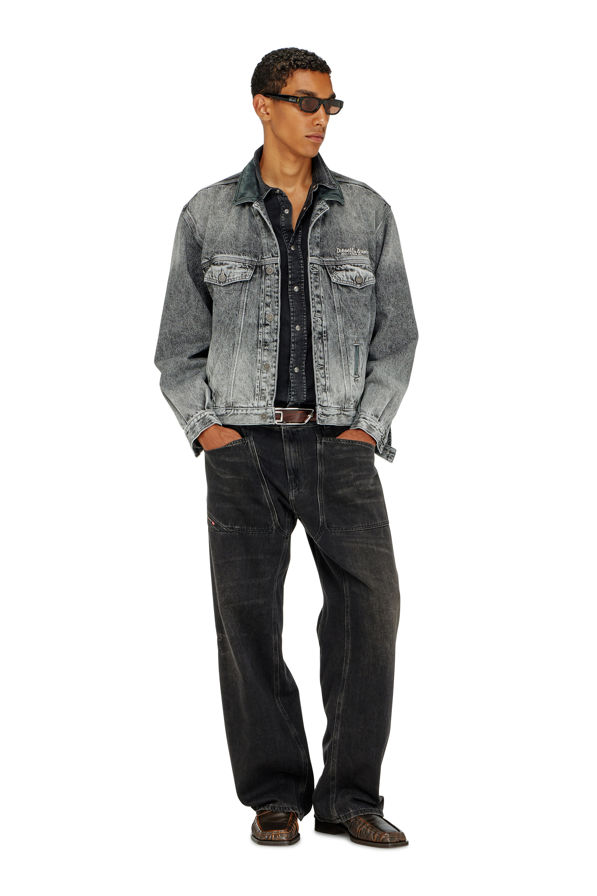 Diesel - D-DENVER-S, Unisex Denim-Truckerjacke mit tonalen Lederbes&auml;tzen in Grau - 4
