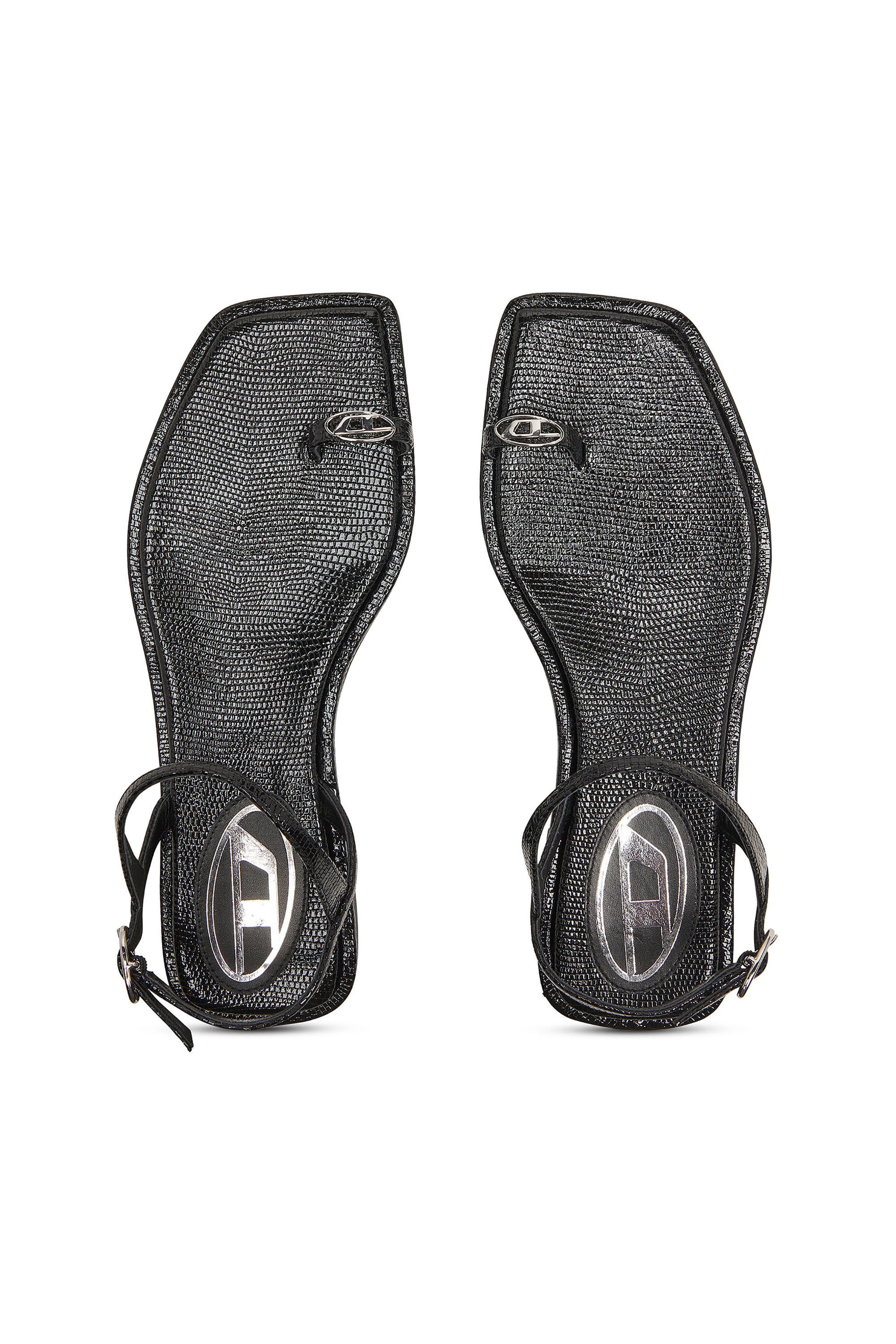 Diesel - D-AMBER INFRA 0, Damen D-AMBER &ndash; Sandale aus Leder mit metallischem Logo in Schwarz - 4