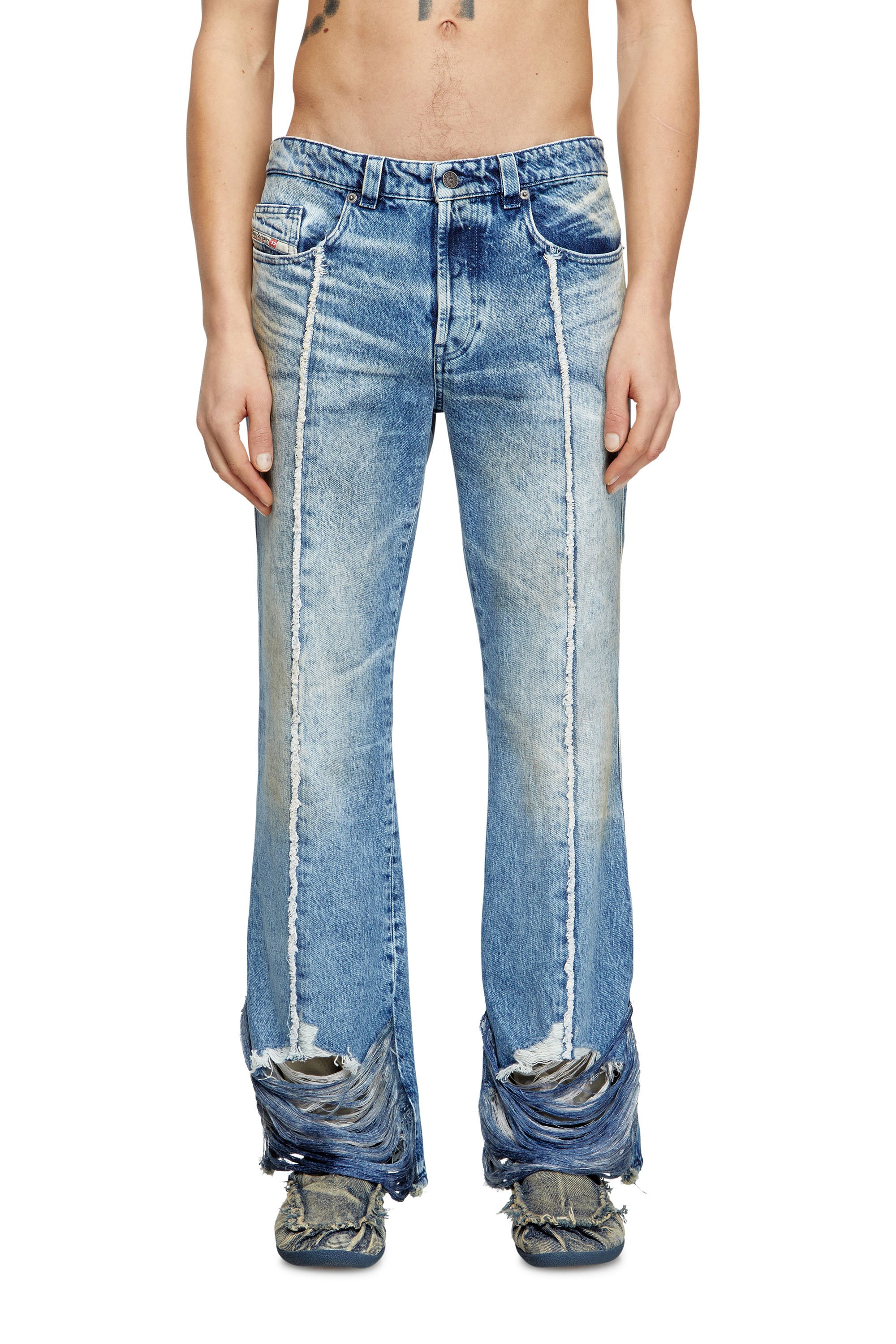 Diesel - Herren Bootcut Jeans 1998 D-Buck 0CMBM, Mittelblau - 2