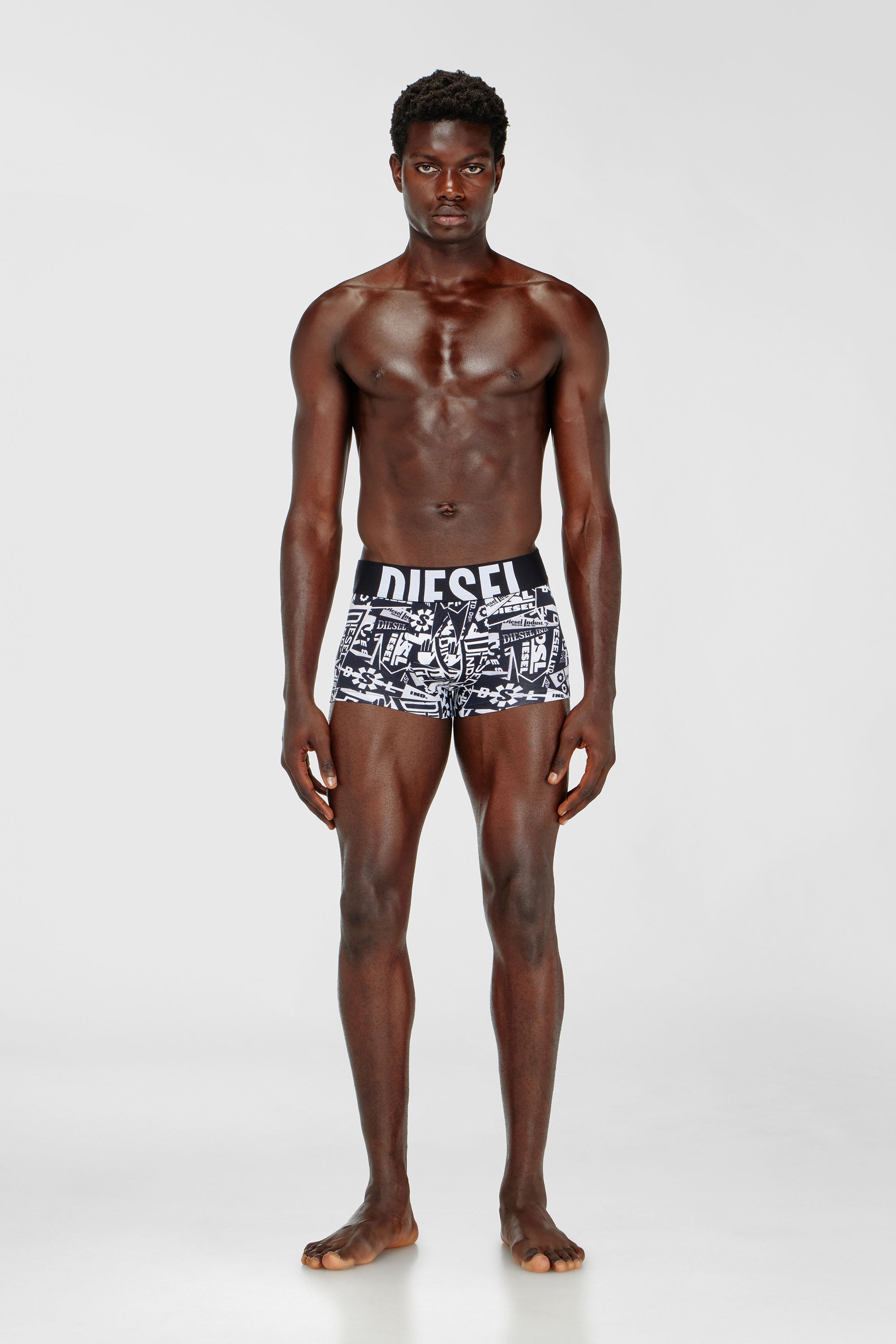 Diesel - UMBX-DAMIENTHREEPACK-5.5EL, Herren Dreierpack Boxershorts mit Flaggen-Print in Schwarz/Weiss - 1