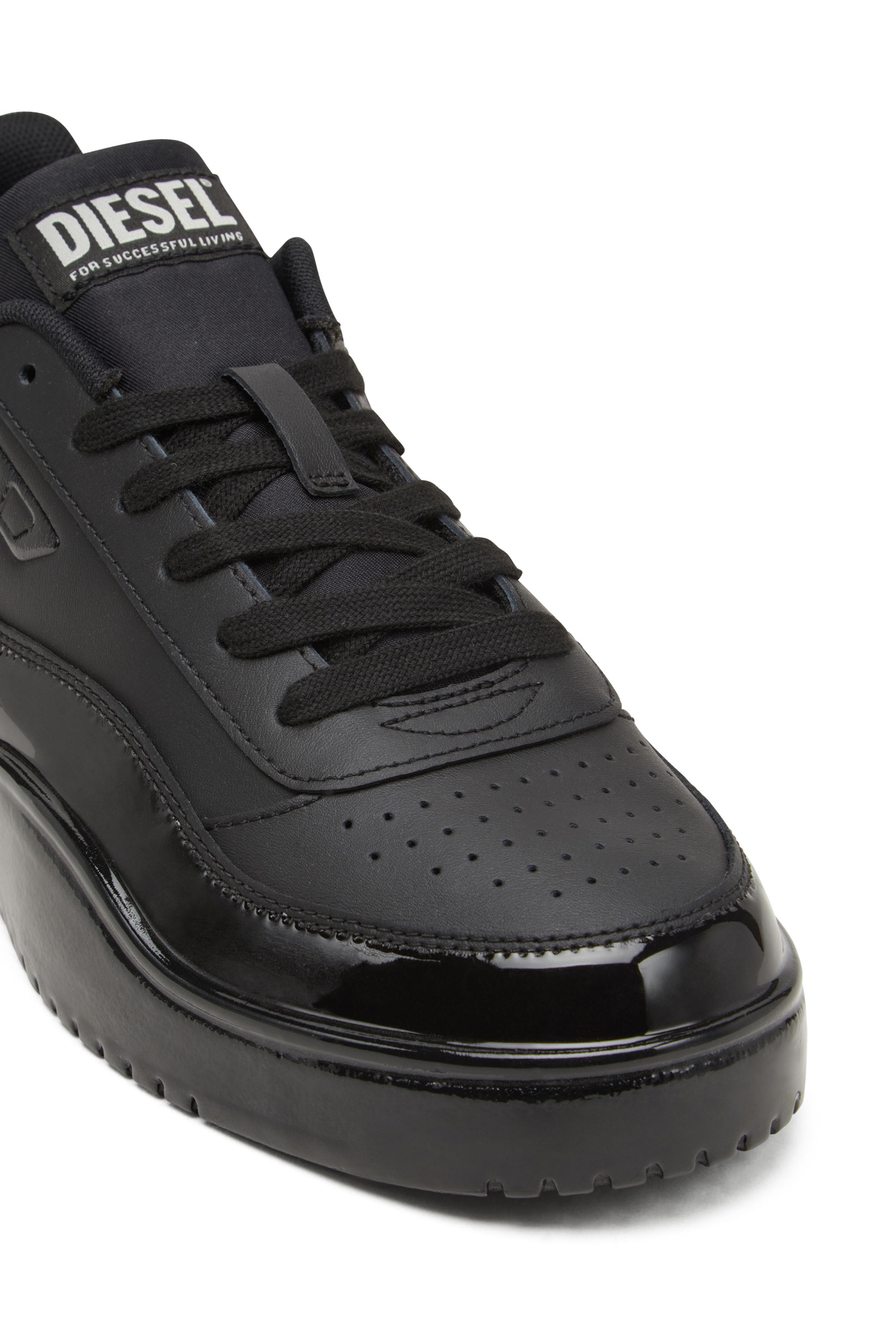 Diesel - S-TRACKER-D LOW, Herren S-Tracker-D-Sneakers aus silikonbeschichtetem Leder in Schwarz - 4