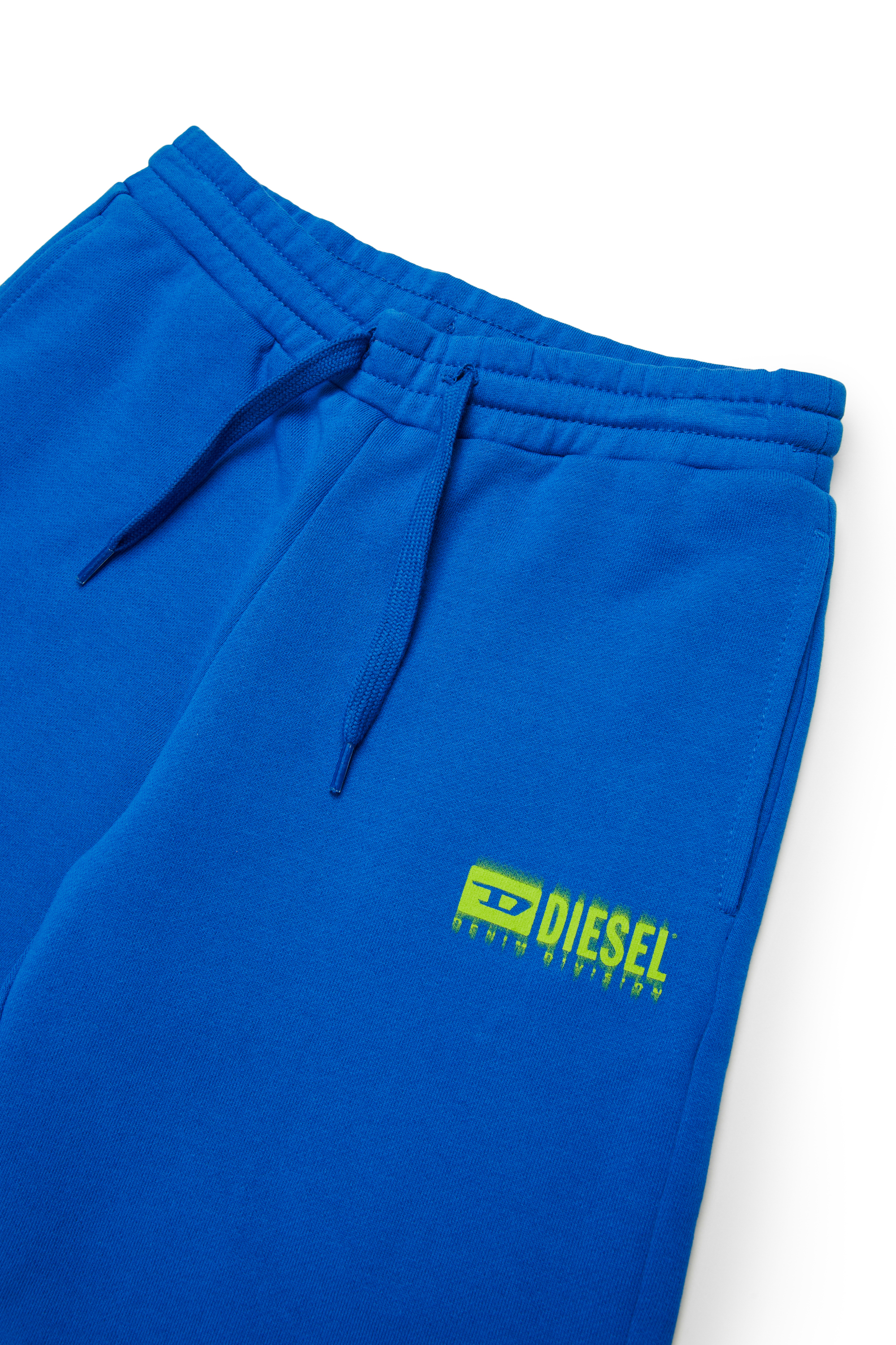 Diesel - PBASESHORT, Herren Sweatshorts mit Dégradé-Logo in Blau - 3