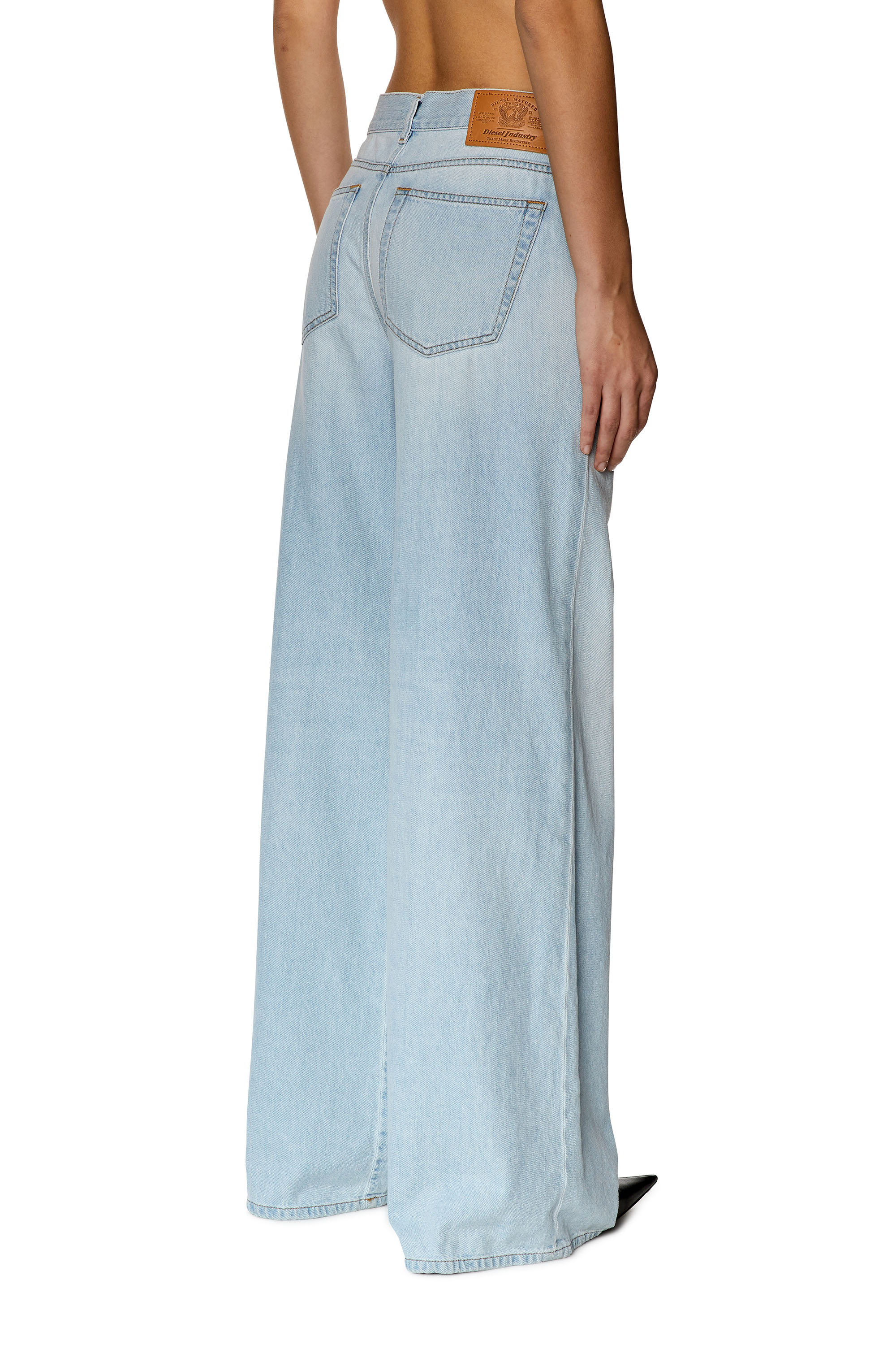 Diesel - Damen Bootcut and Flare Jeans 1978 D-Akemi 068ES, Hellblau - 4