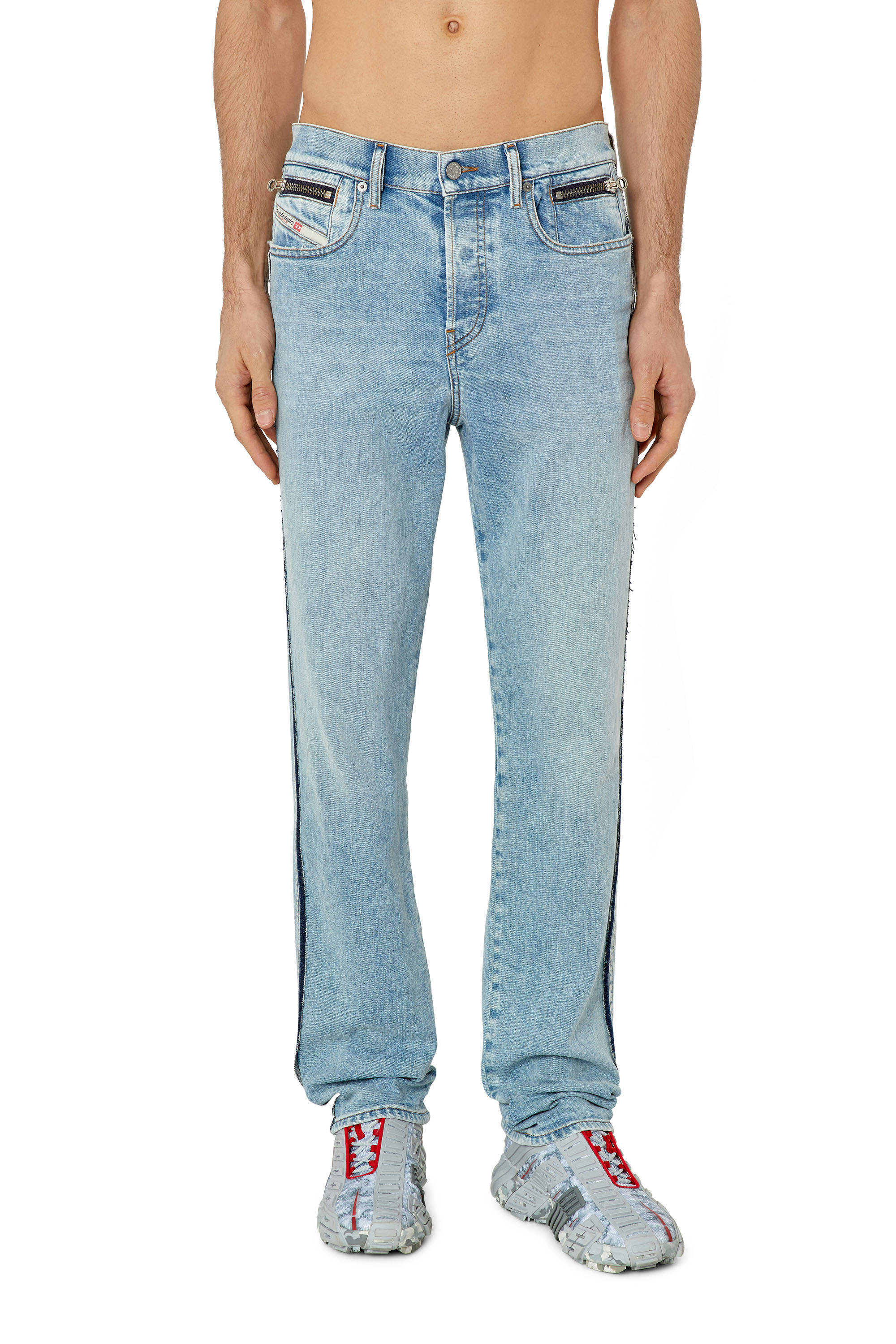 Diesel - 2020 D-Viker 09F41 Straight Jeans, Hellblau - Image 2