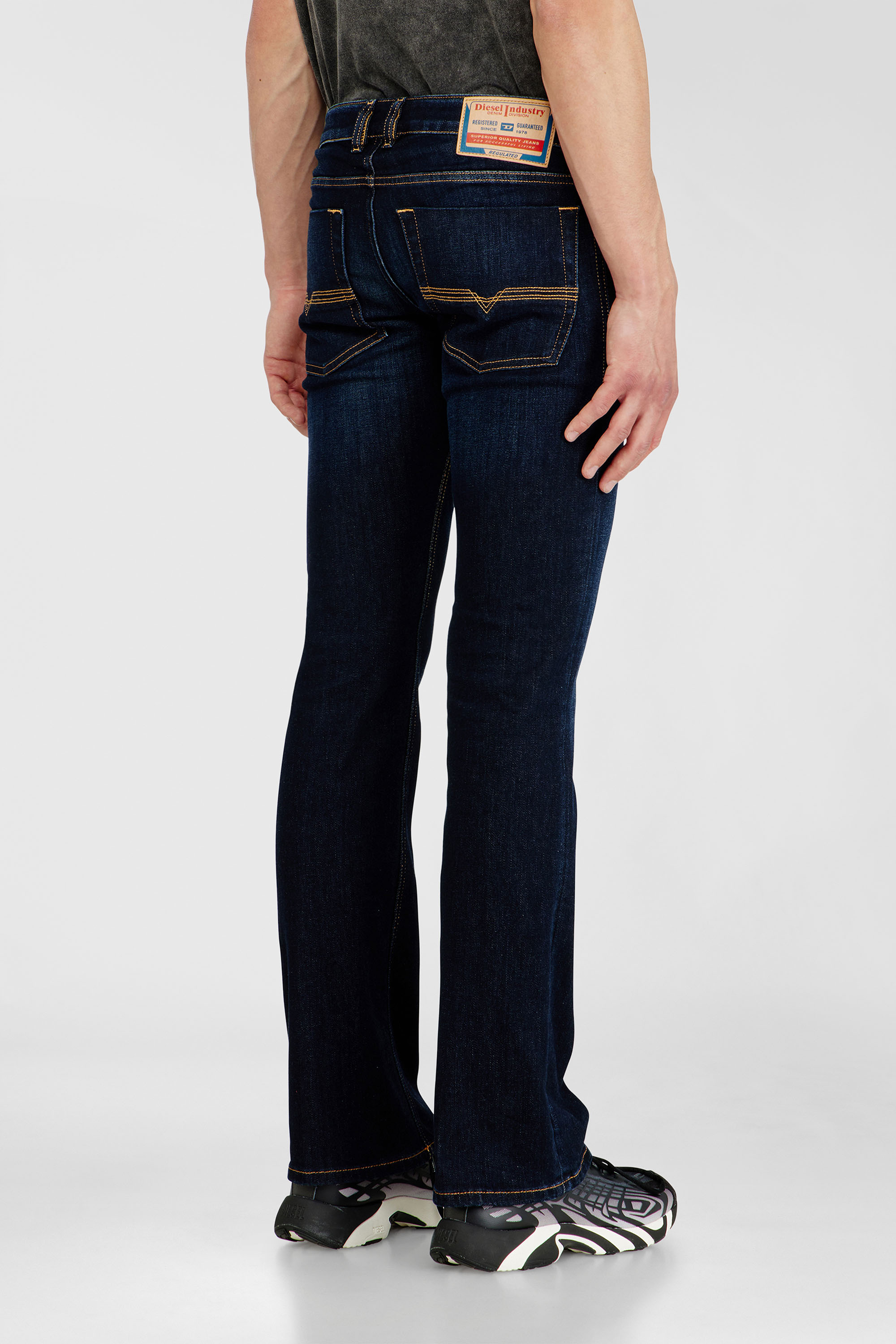 Diesel - Herren Bootcut Jeans 2007 Zatiny 09Q15, Dunkelblau - 5