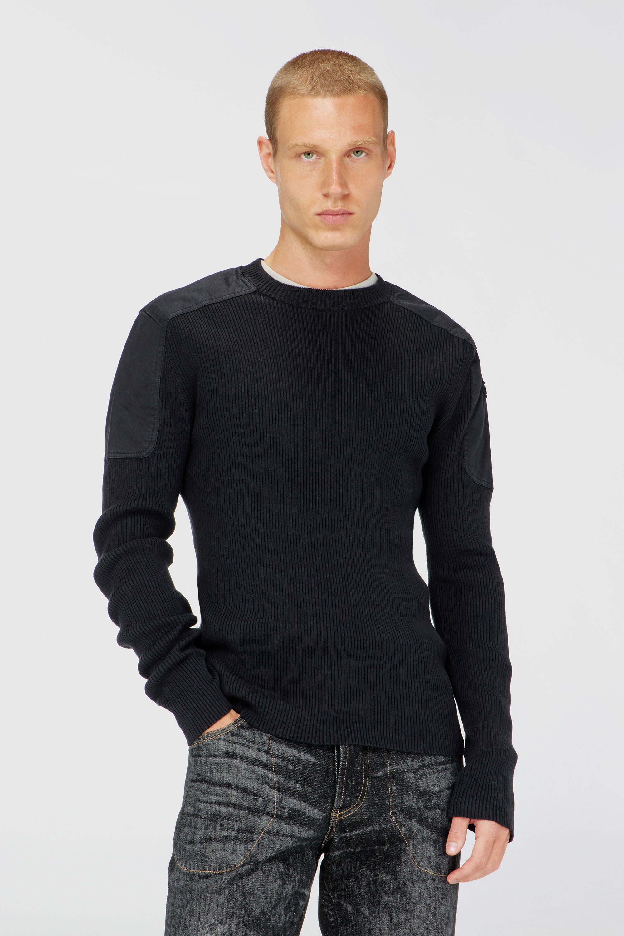 Diesel - K-MARTIN, Herren Gerippter Pullover mit Schultereins&auml;tzen in Schwarz - 3