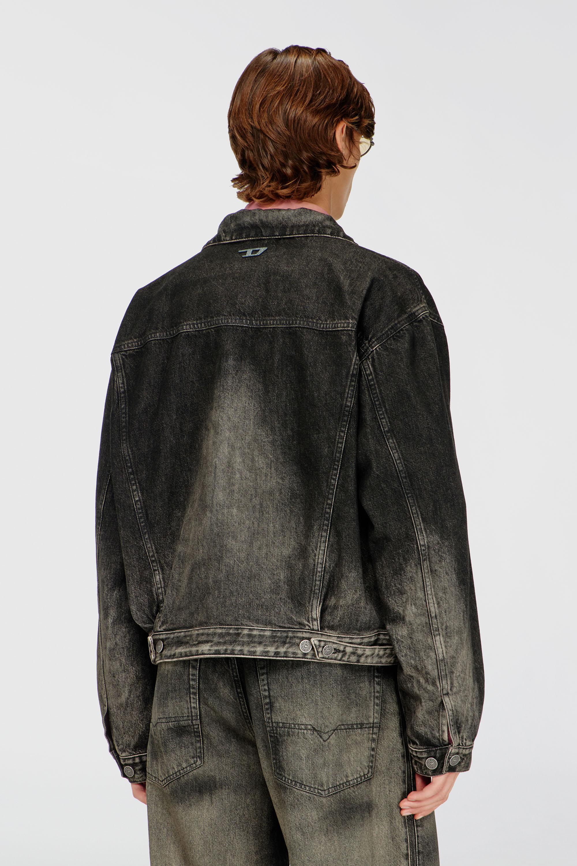 Diesel - D-MORGHI-FSJ, Herren Trucker-Jacke aus Denim mit Dirty-Effekt in Schwarz/Dunkelgrau - 4