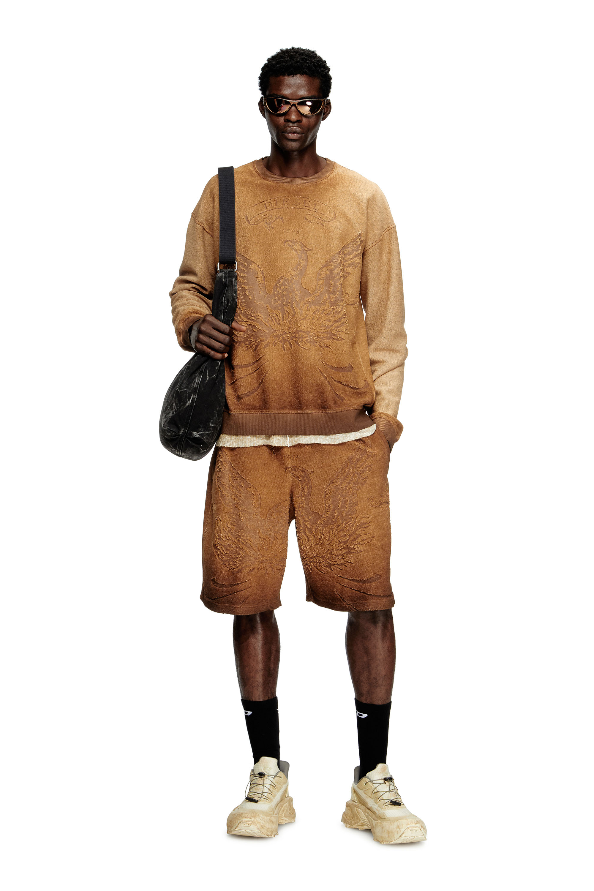 Diesel - P-CROWDE, Herren Sweatshorts mit Phönix-Dévoré in Braun - 3