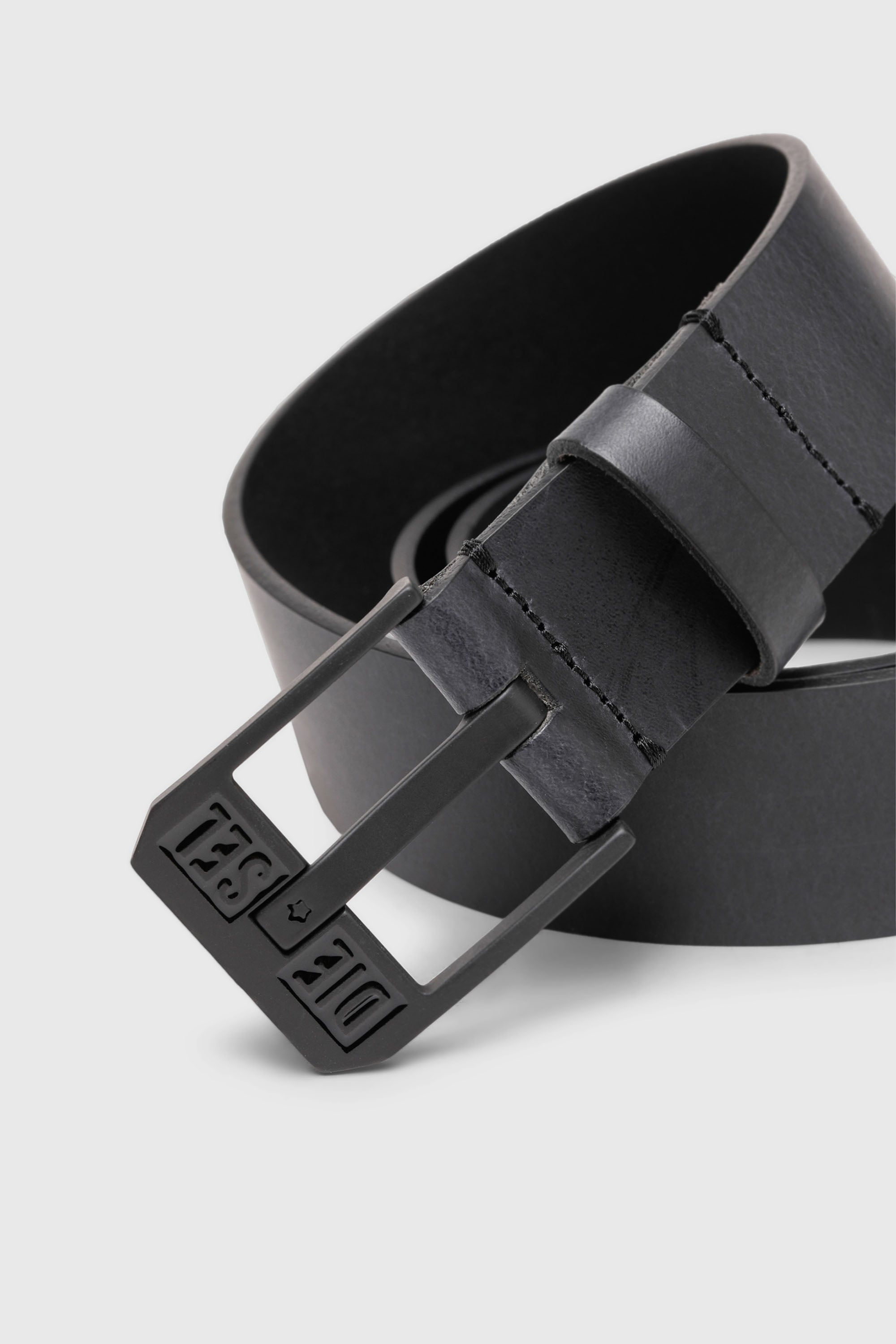 Diesel - BLUESTAR II, Herren 3.9cm G&uuml;rtel aus Leder mit Sternen-Logo-Schlie&szlig;e in Dunkelgrau - 2