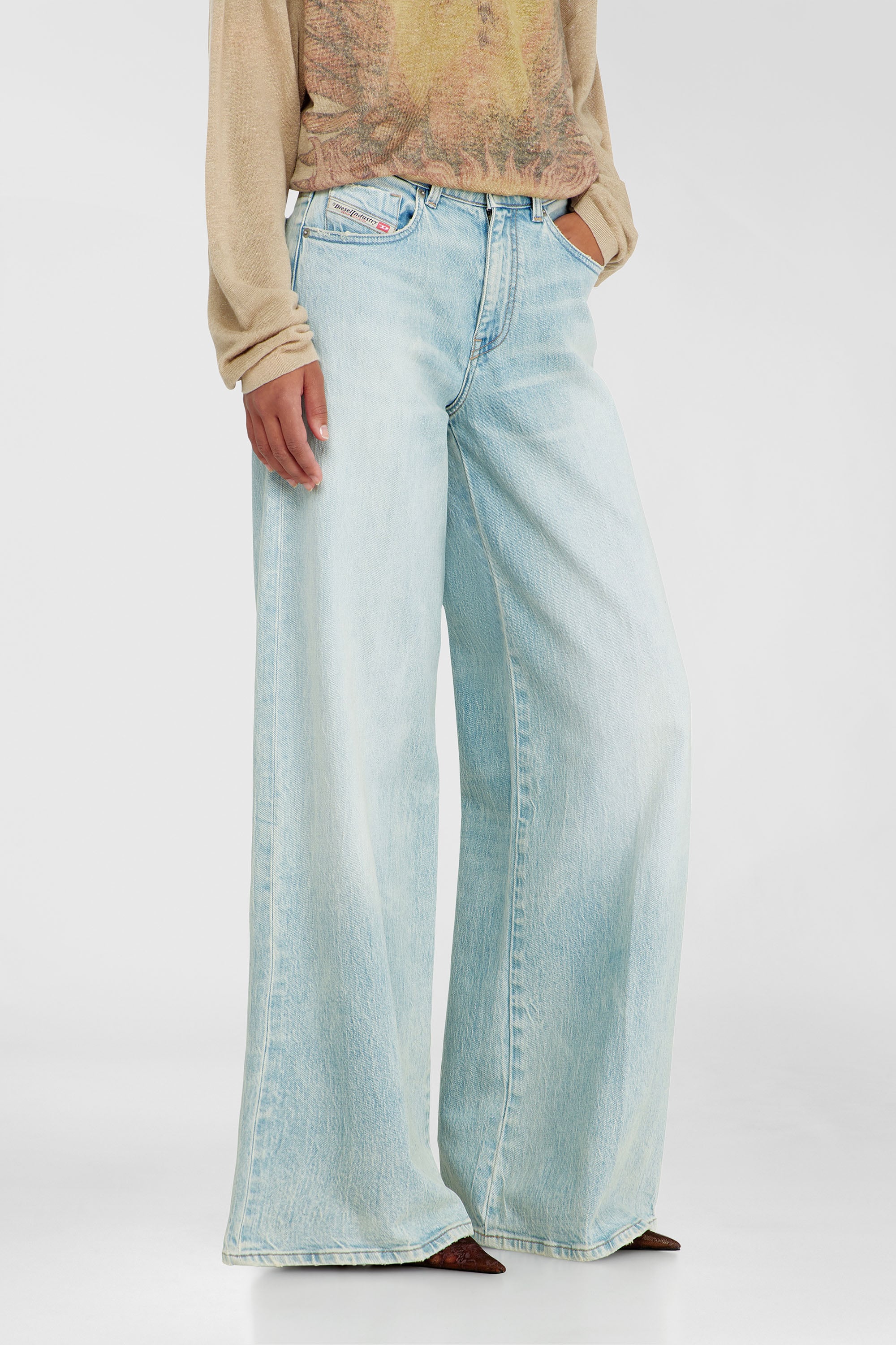 Diesel - Damen Flare Jeans 1978 D-Akemi 0KBBX, Hellblau - 7