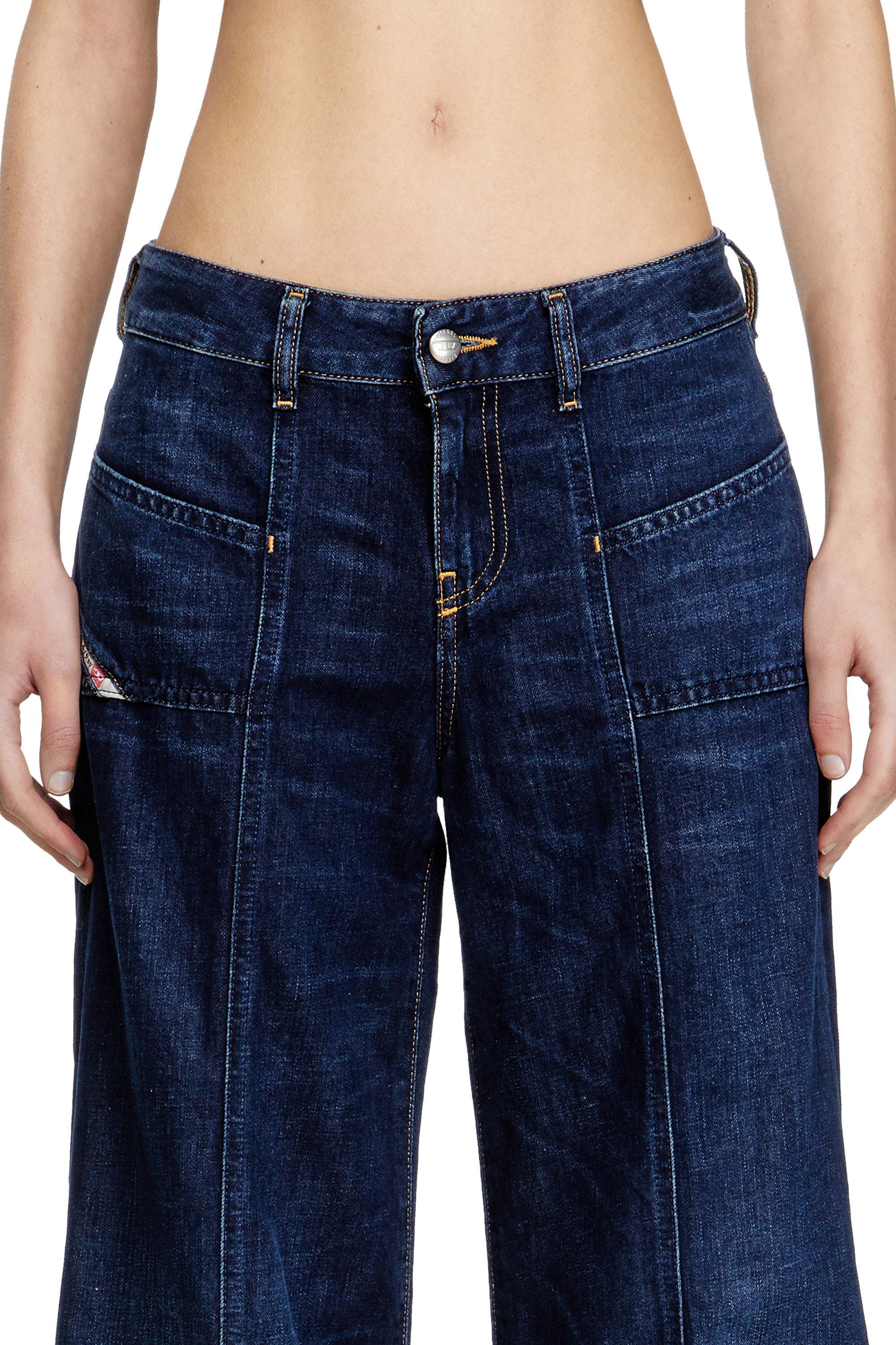 Diesel - Damen Flare Jeans D-Akii 068RA, Dunkelblau - 5