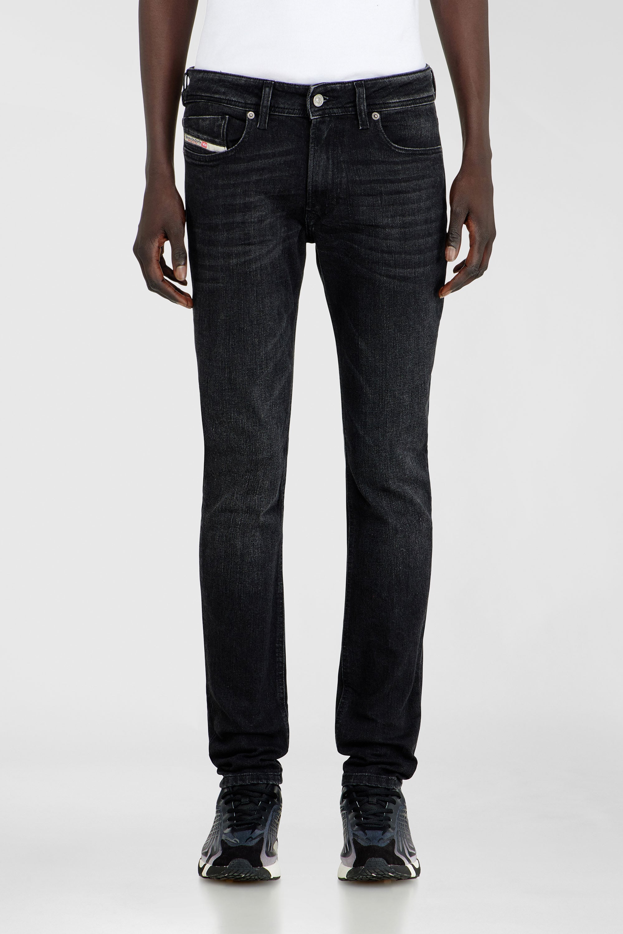 Diesel - Herren Skinny Jeans 1979 Sleenker 0GRDA, Schwarz/Dunkelgrau - 4